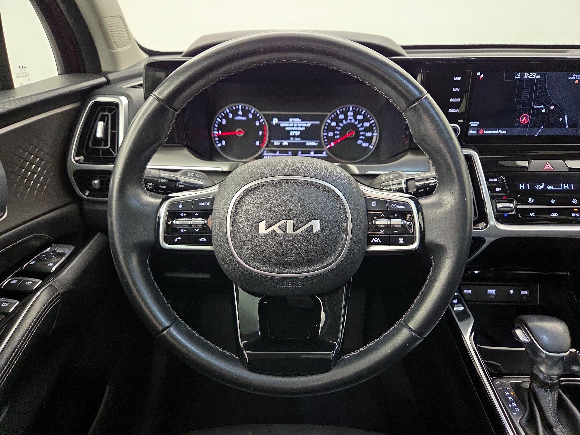 Thumbnail: 2022 Kia Sorento - 10