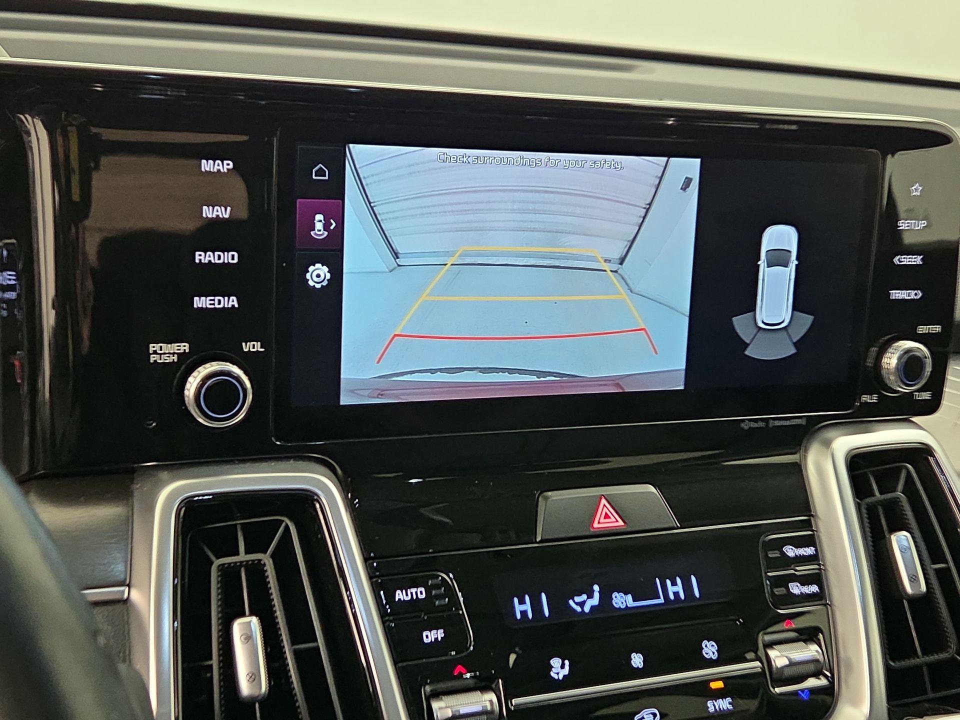 Thumbnail: 2022 Kia Sorento - 15