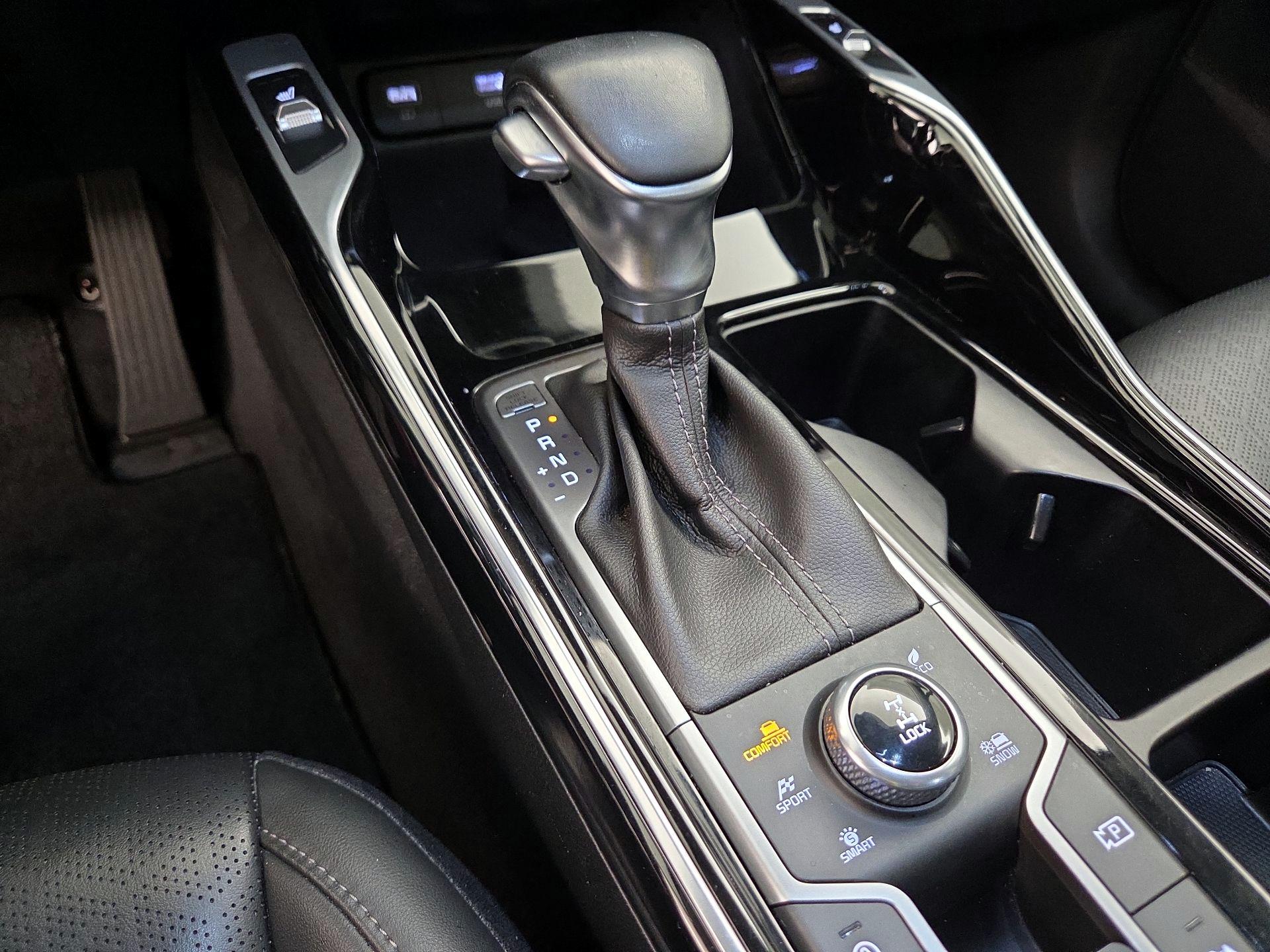 Thumbnail: 2022 Kia Sorento - 18