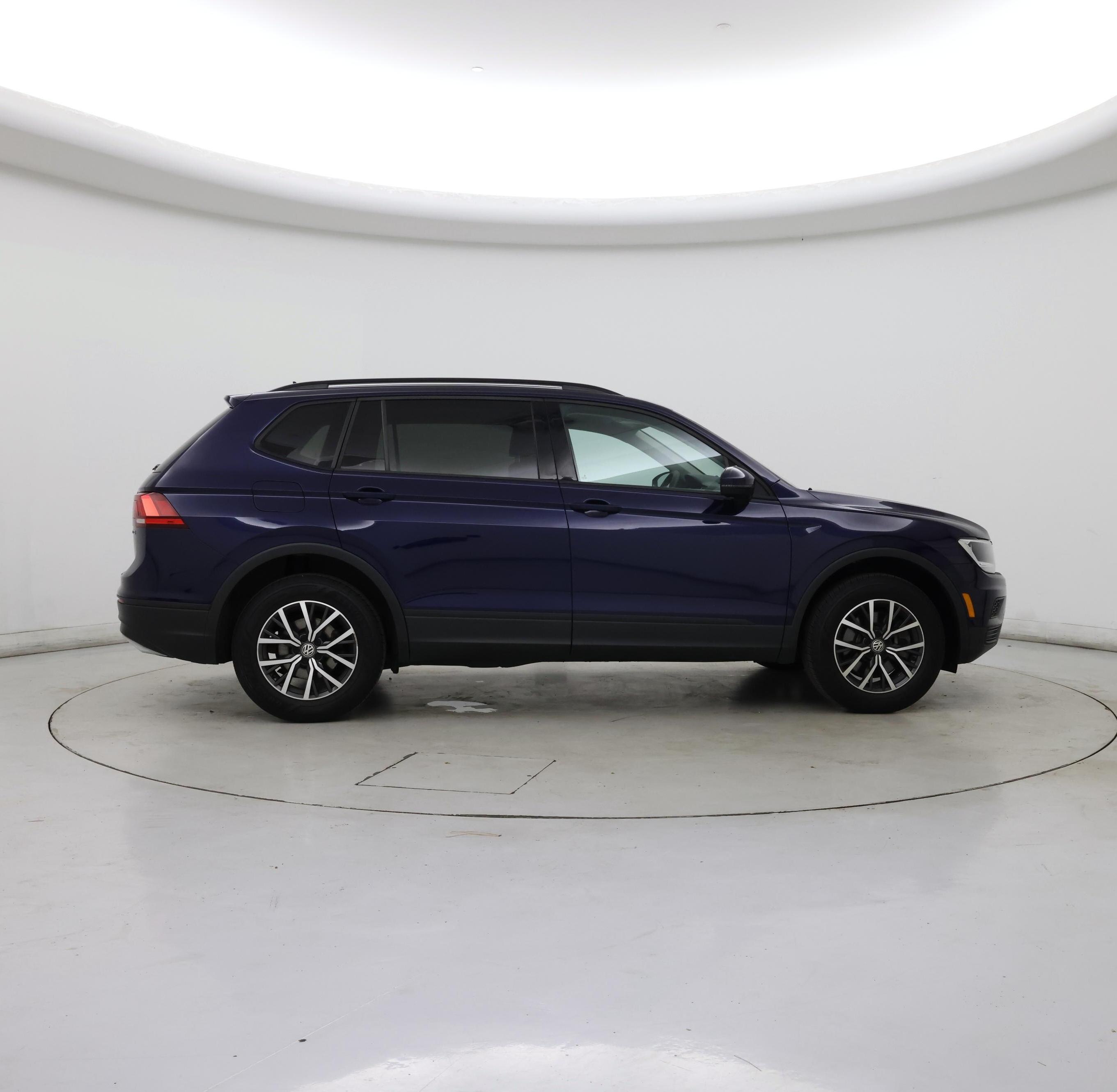 Thumbnail: 2021 Volkswagen Tiguan - 7