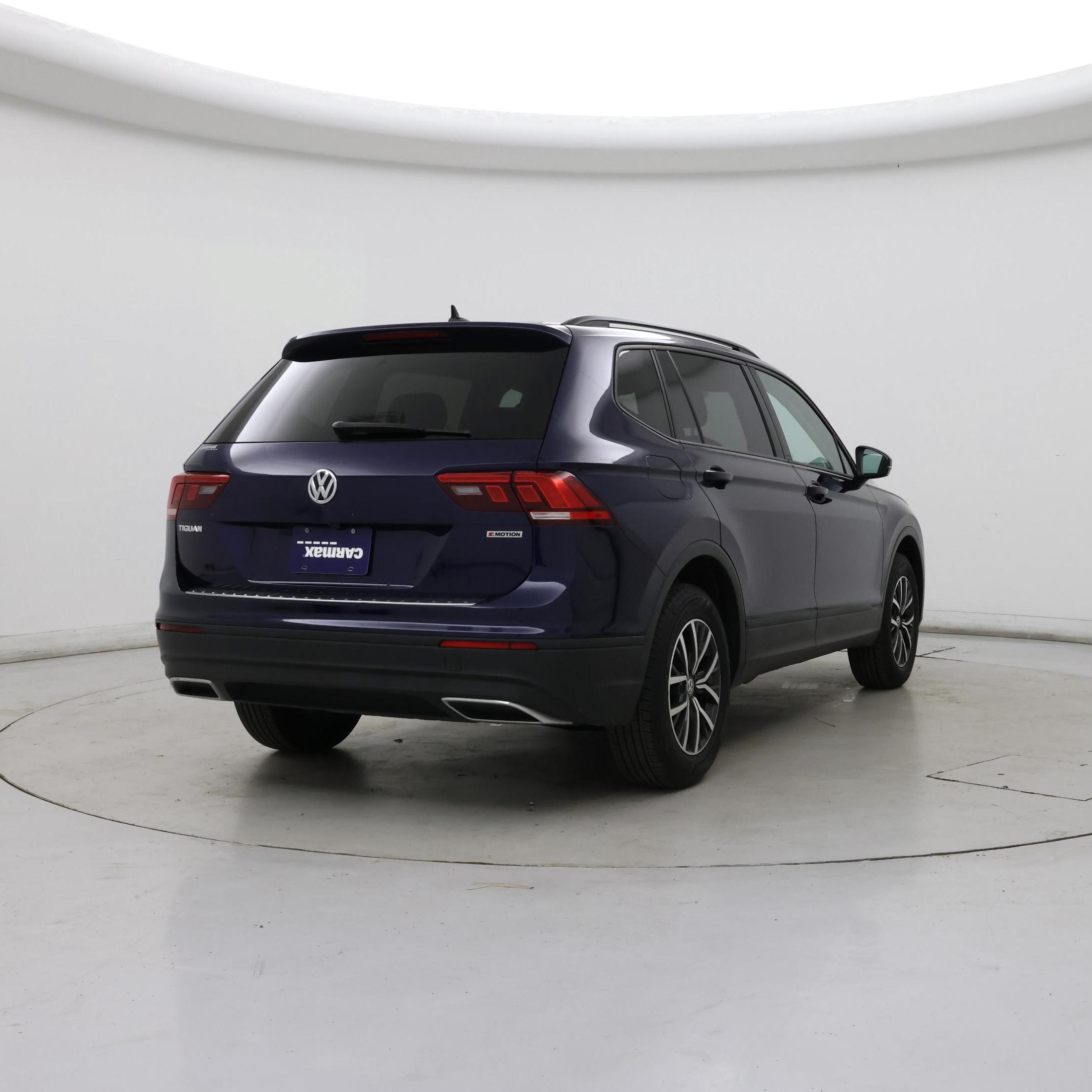 Thumbnail: 2021 Volkswagen Tiguan - 8