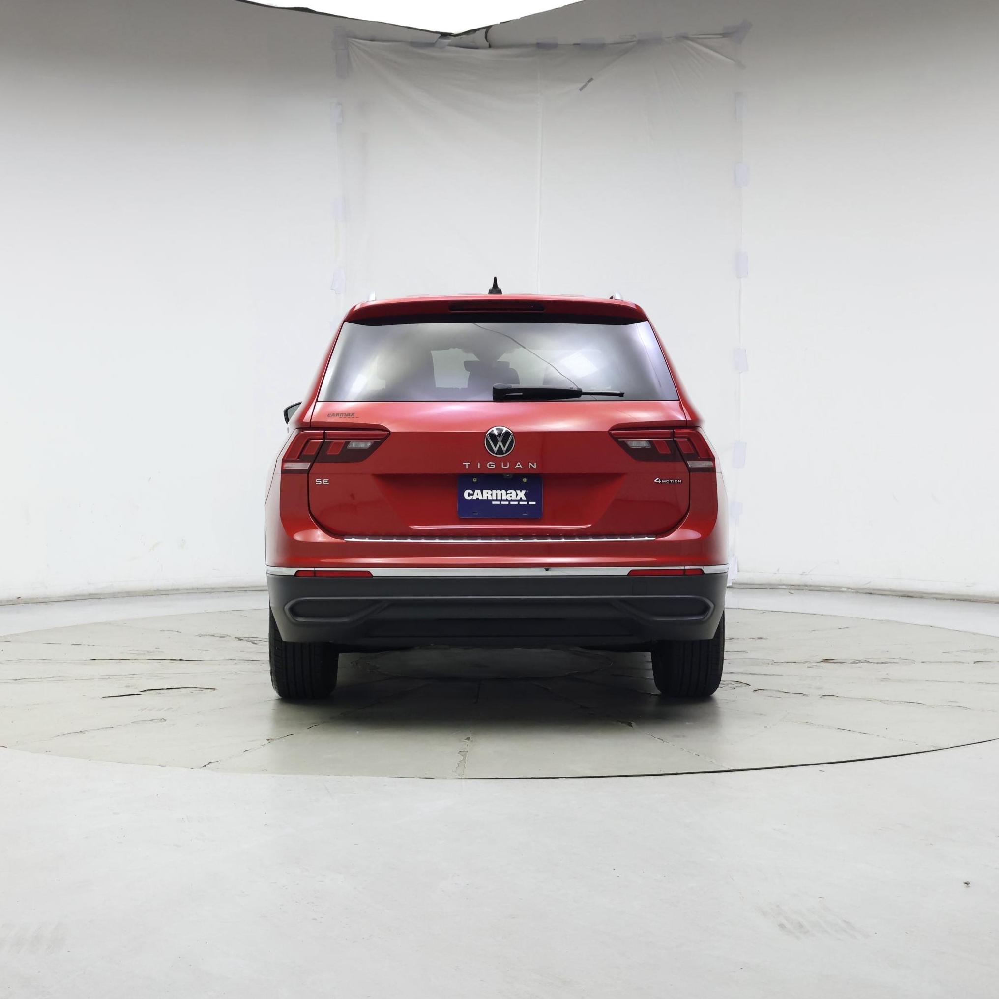 Thumbnail: 2022 Volkswagen Tiguan - 6