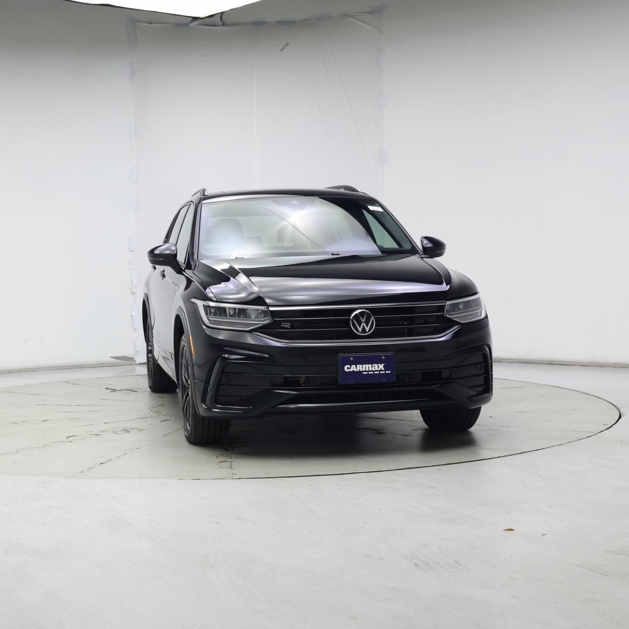 Thumbnail: 2022 Volkswagen Tiguan - 5