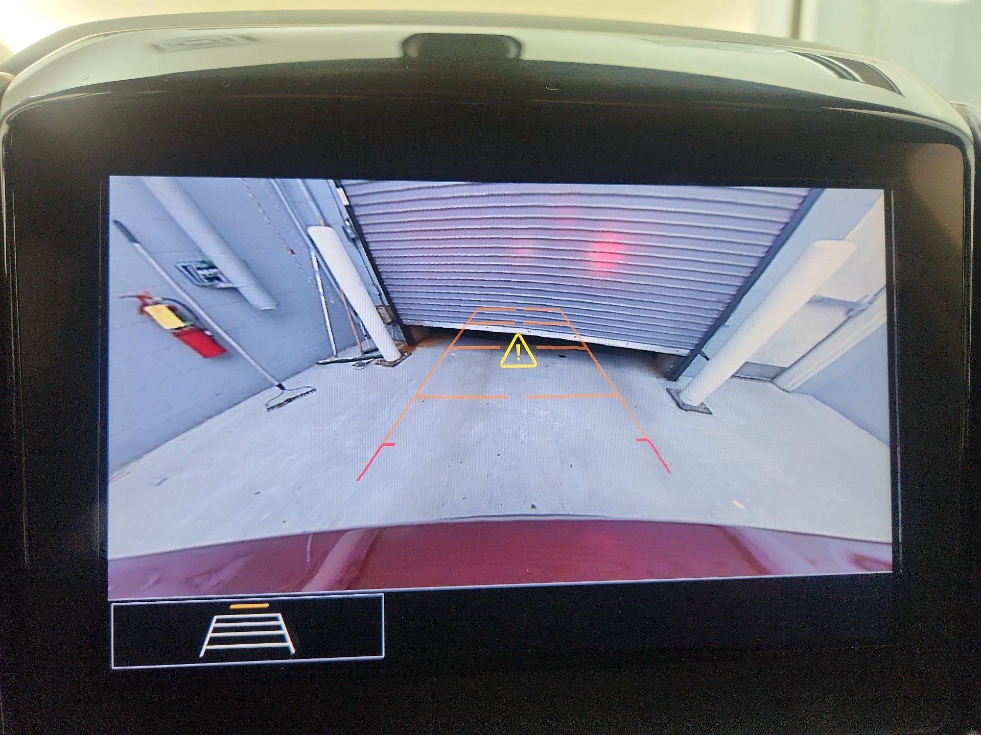 Thumbnail: 2020 Chevrolet Traverse - 14