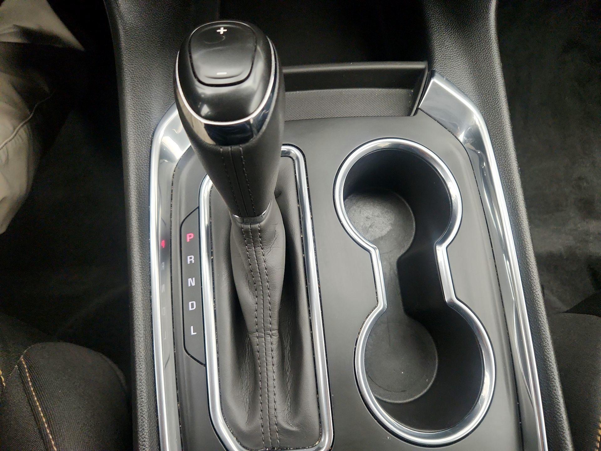 Thumbnail: 2020 Chevrolet Traverse - 17