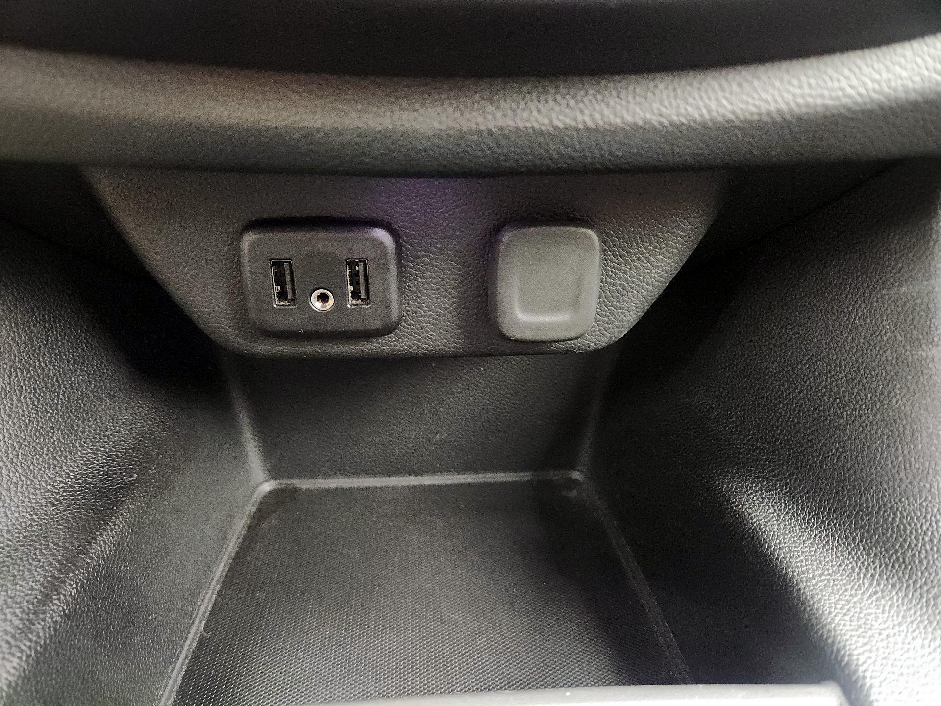 Thumbnail: 2020 Chevrolet Traverse - 18