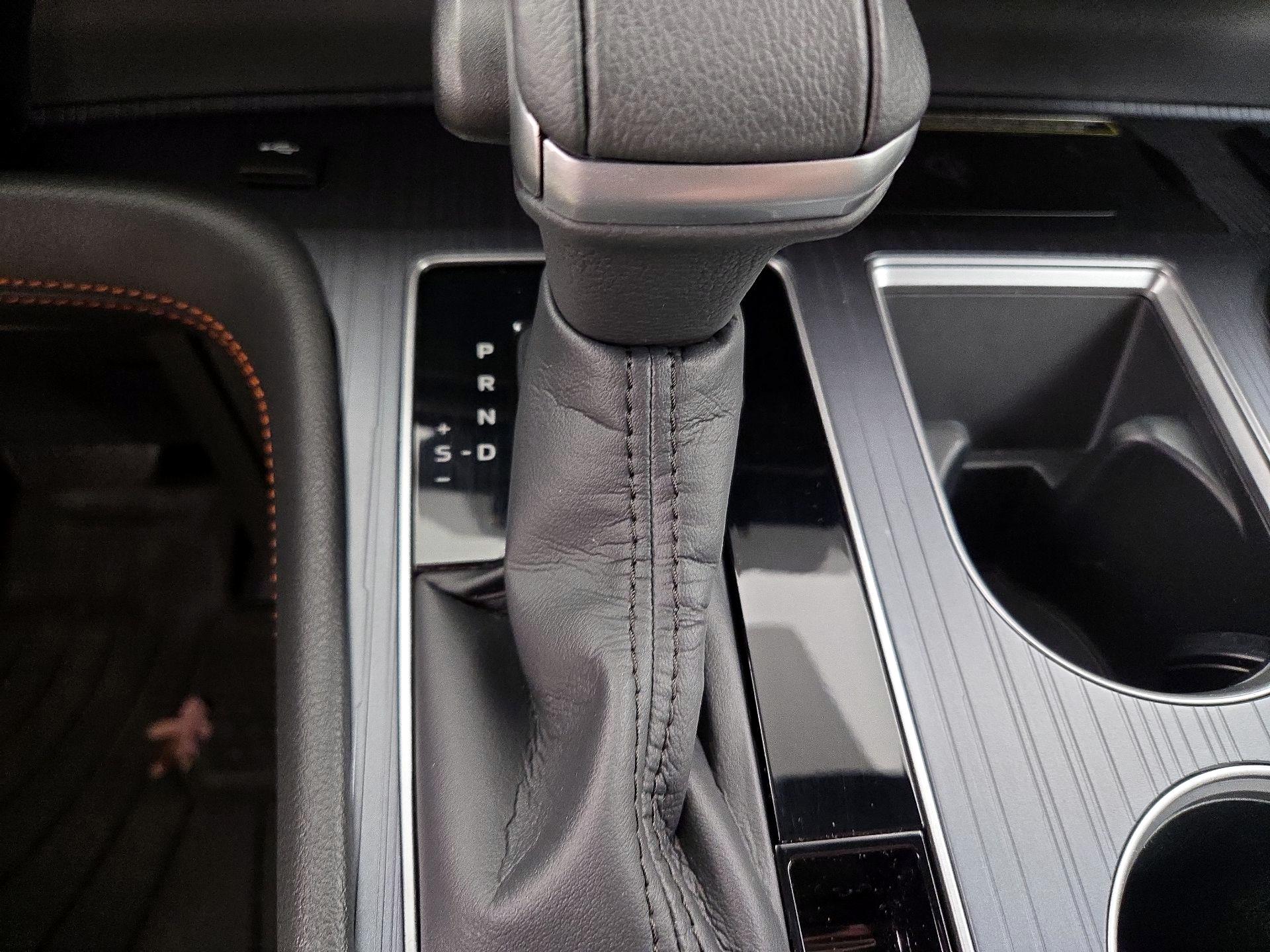 Thumbnail: 2022 Toyota Sienna - 18