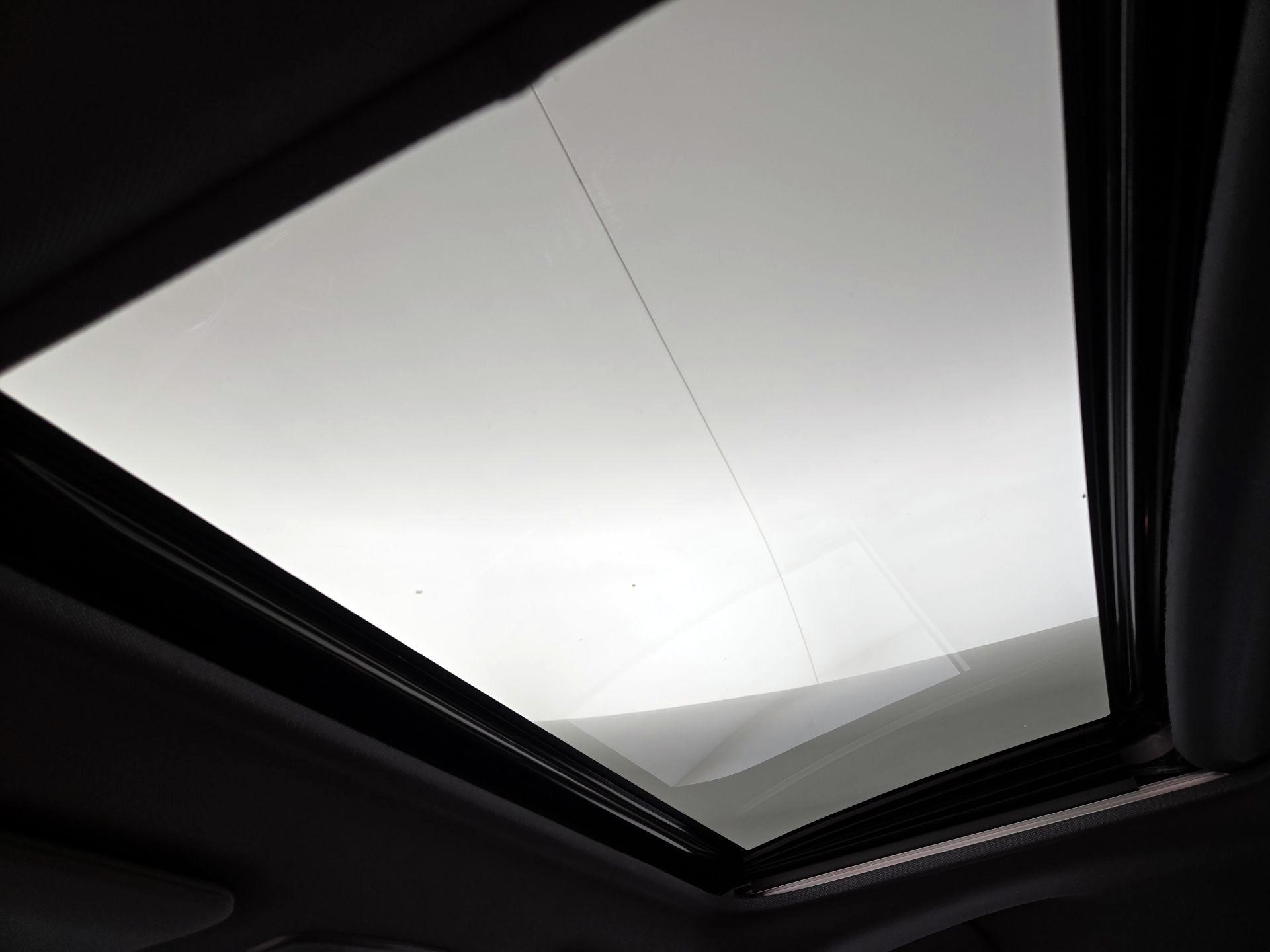 Thumbnail: 2022 Toyota Sienna - 20