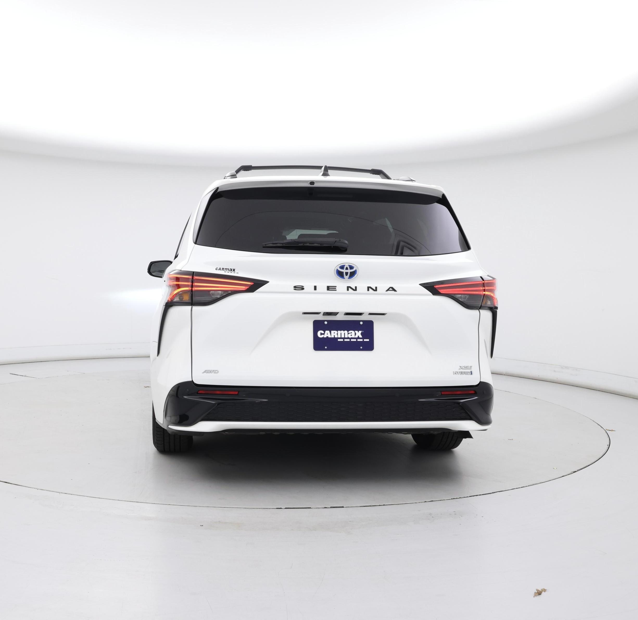 Thumbnail: 2022 Toyota Sienna - 6