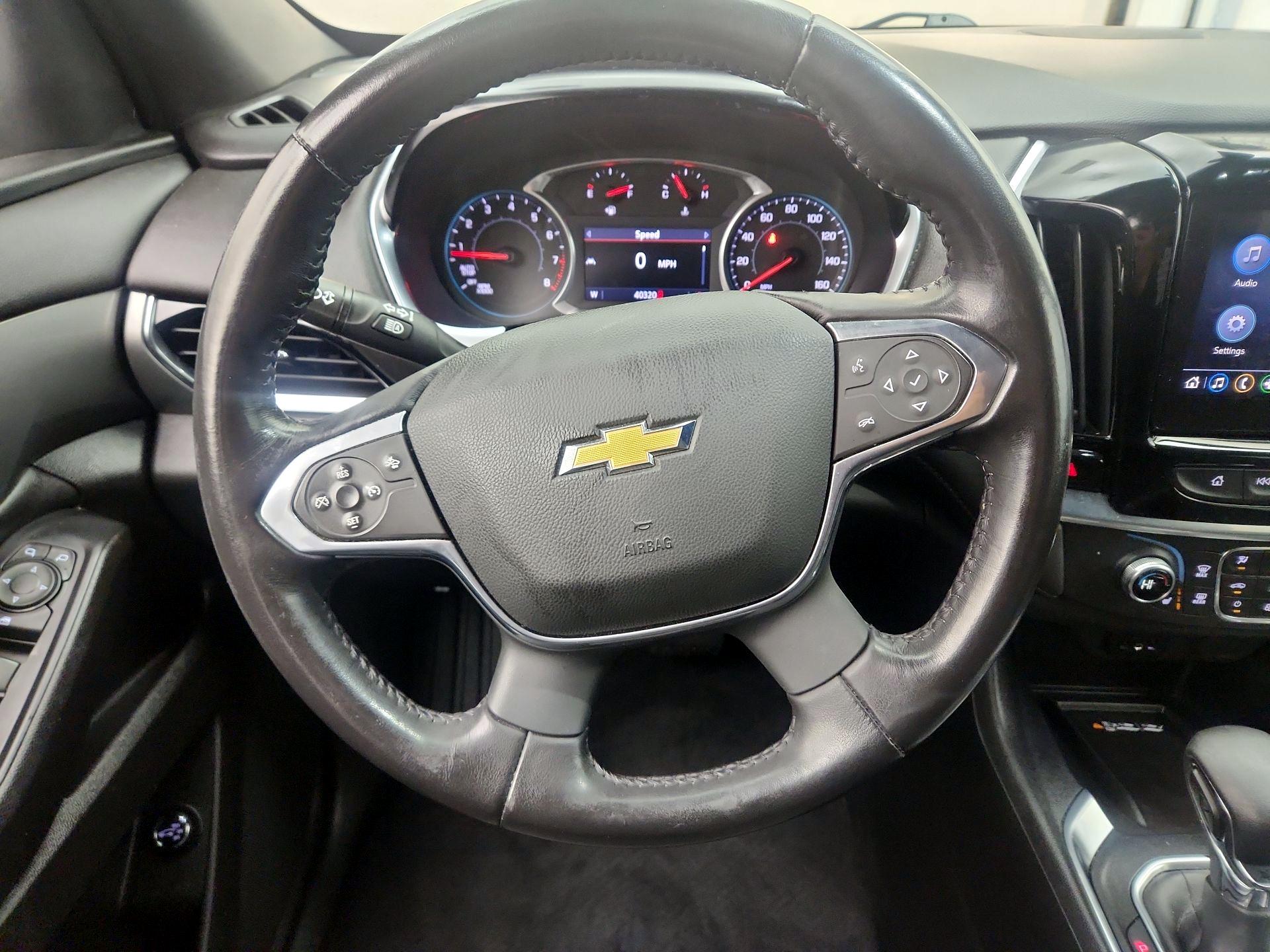 Thumbnail: 2022 Chevrolet Traverse - 10