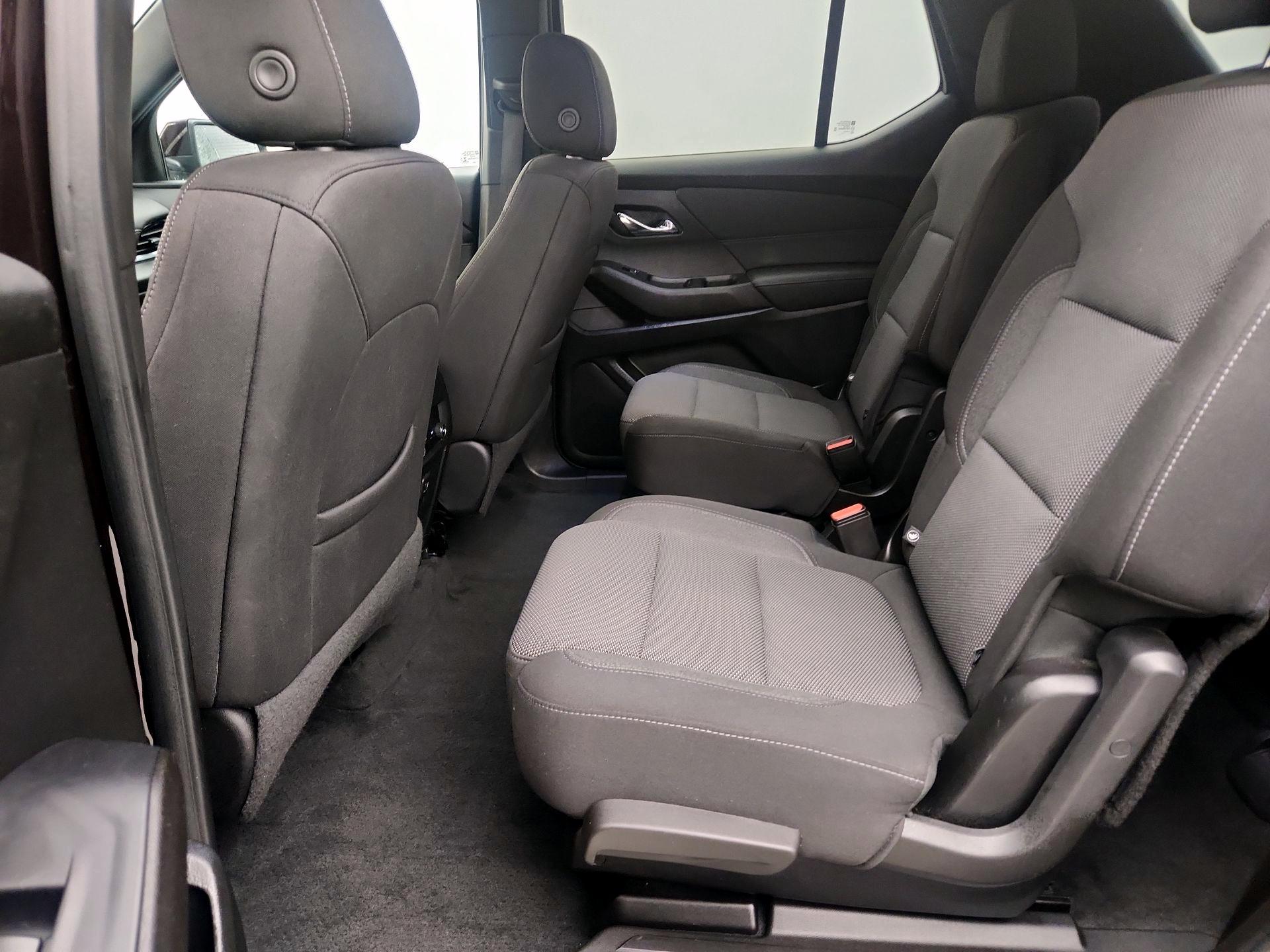 Thumbnail: 2022 Chevrolet Traverse - 19