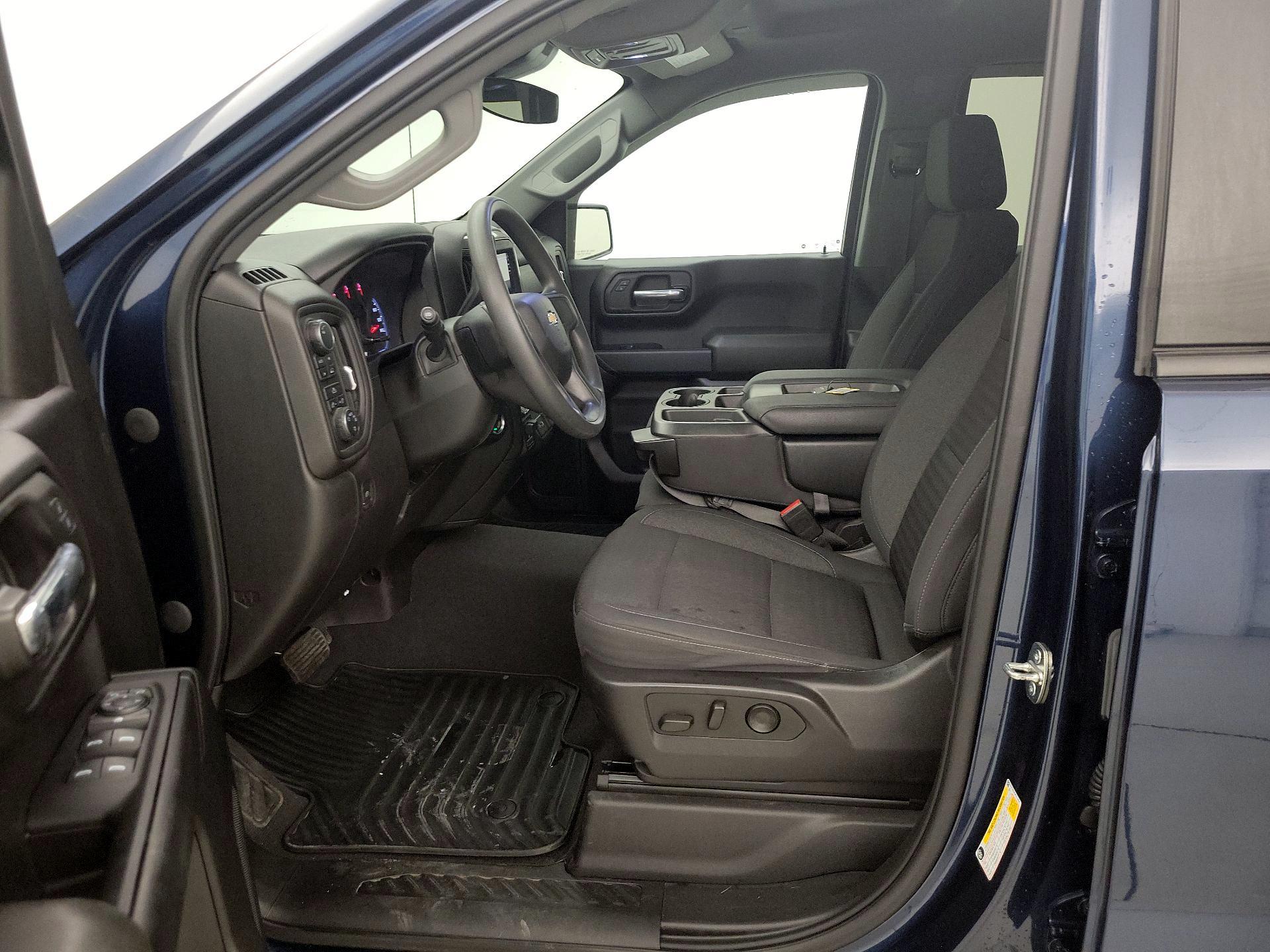 Thumbnail: 2023 Chevrolet Silverado 1500 - 11