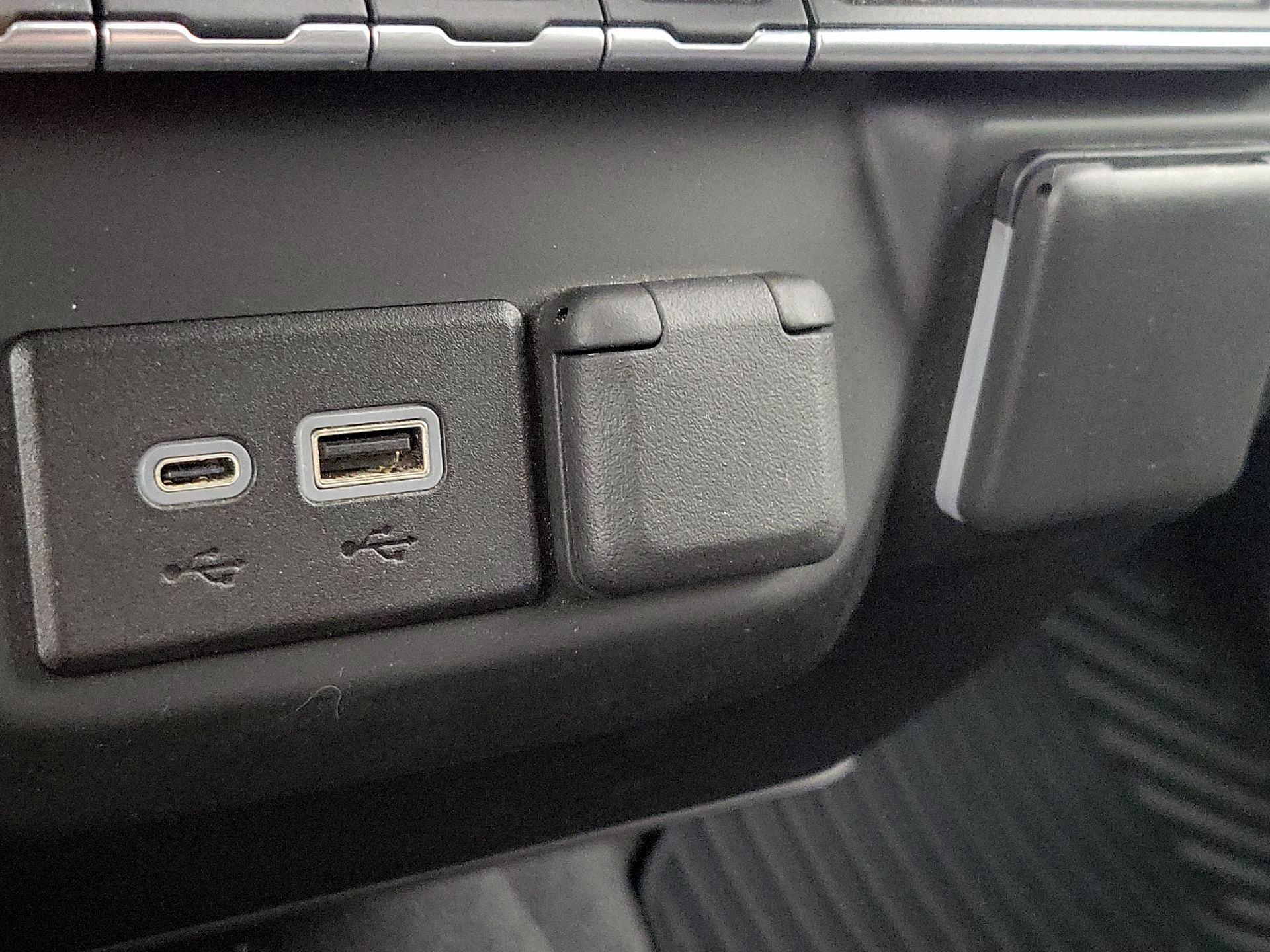 Thumbnail: 2023 Chevrolet Silverado 1500 - 18