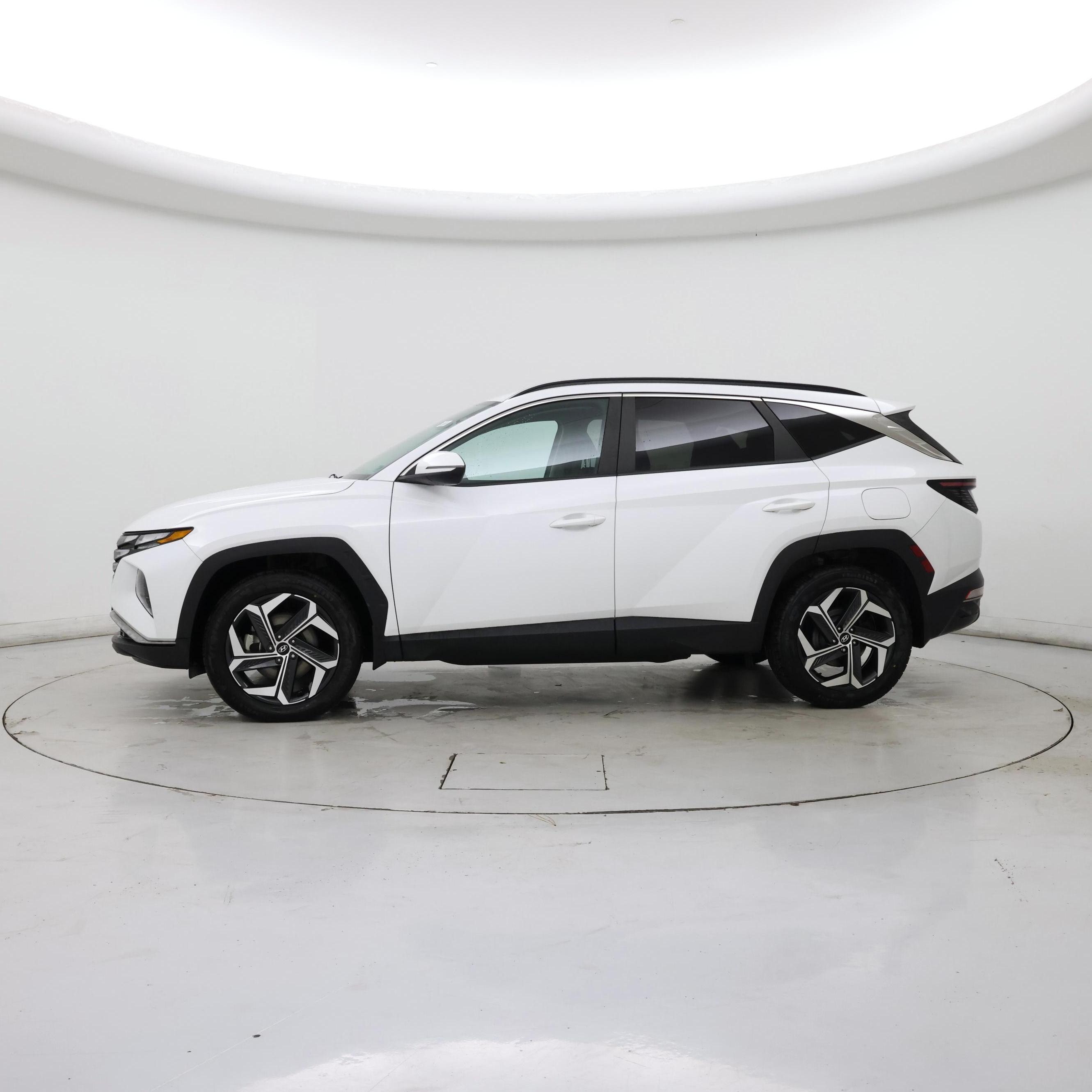 Thumbnail: 2022 Hyundai Tucson - 3