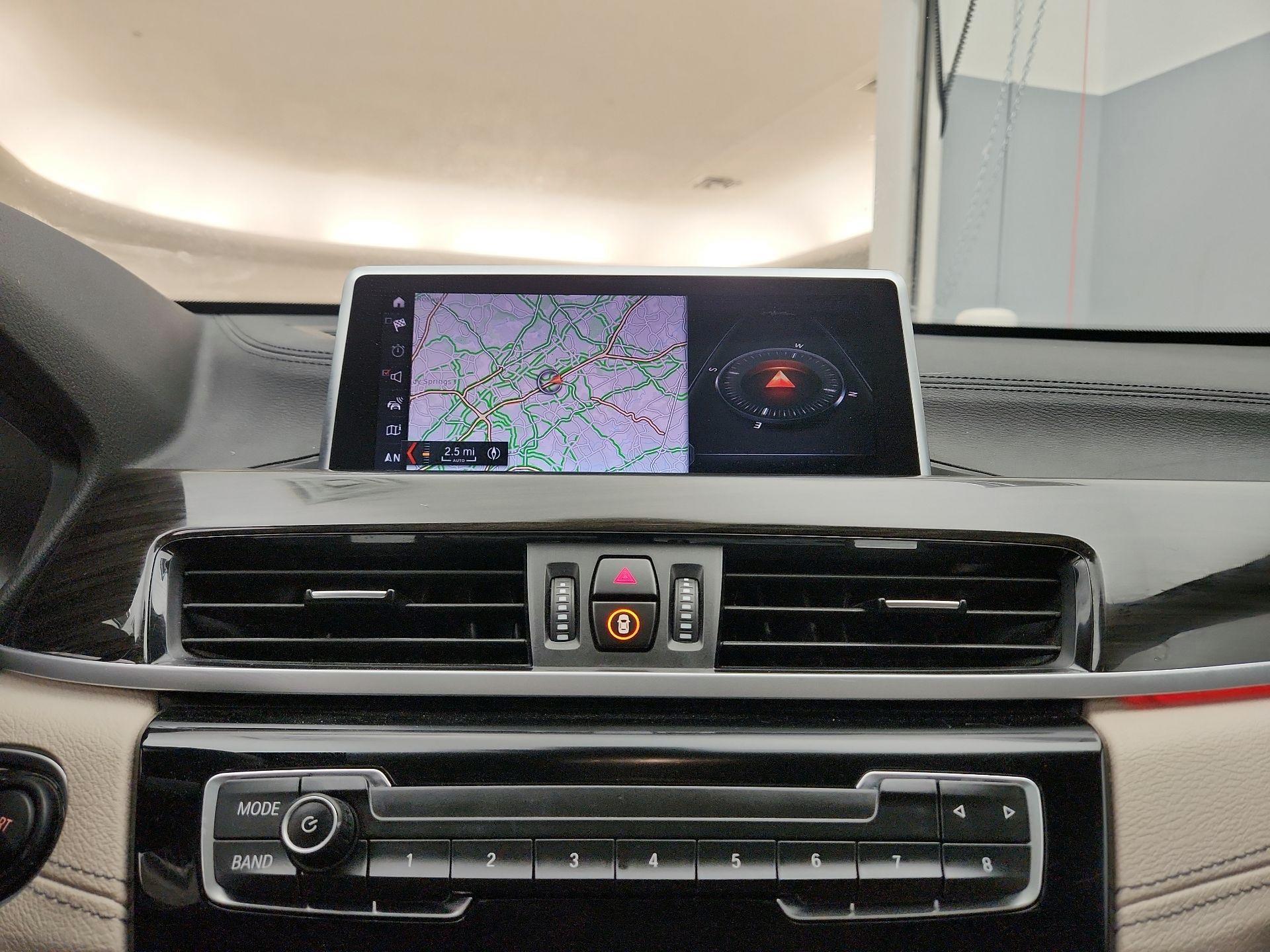 Thumbnail: 2021 BMW X1 - 14