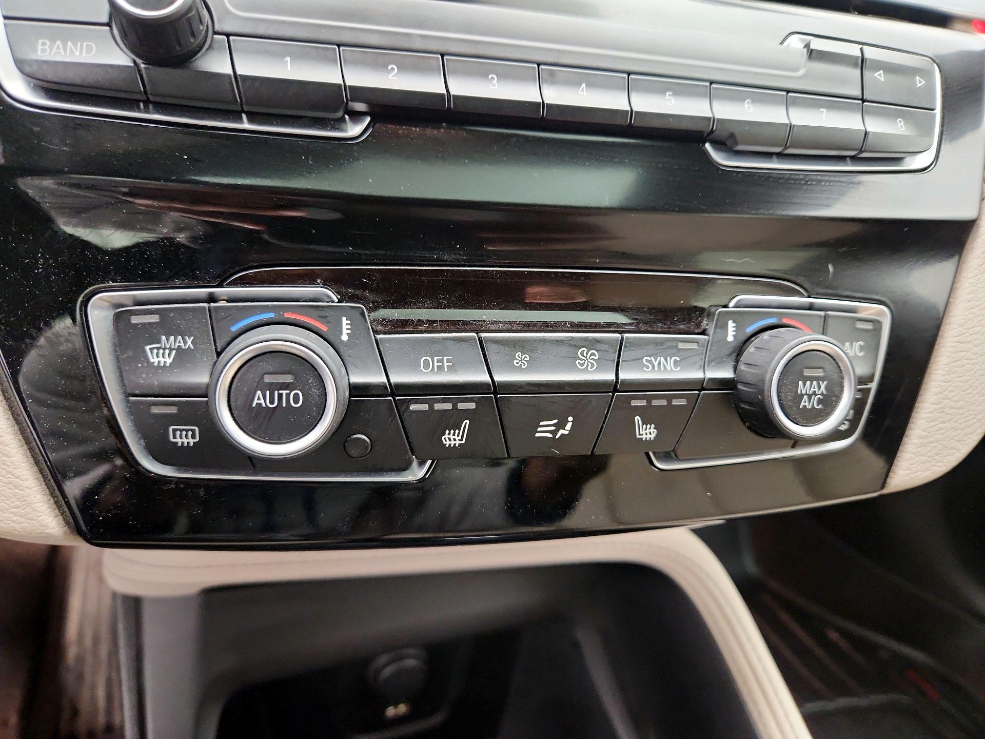 Thumbnail: 2021 BMW X1 - 17