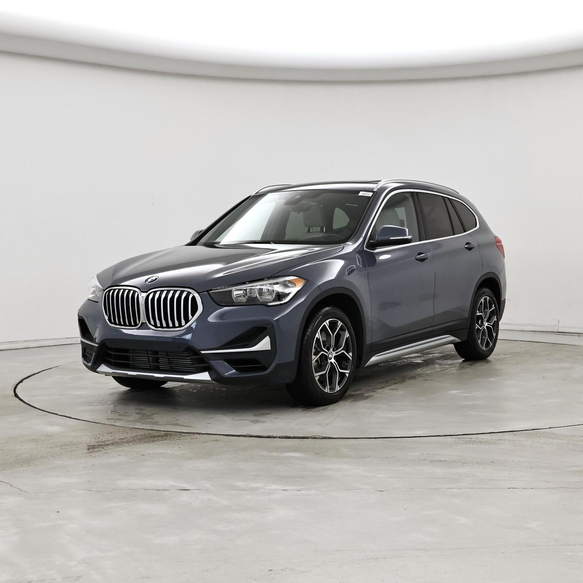Thumbnail: 2021 BMW X1 - 4