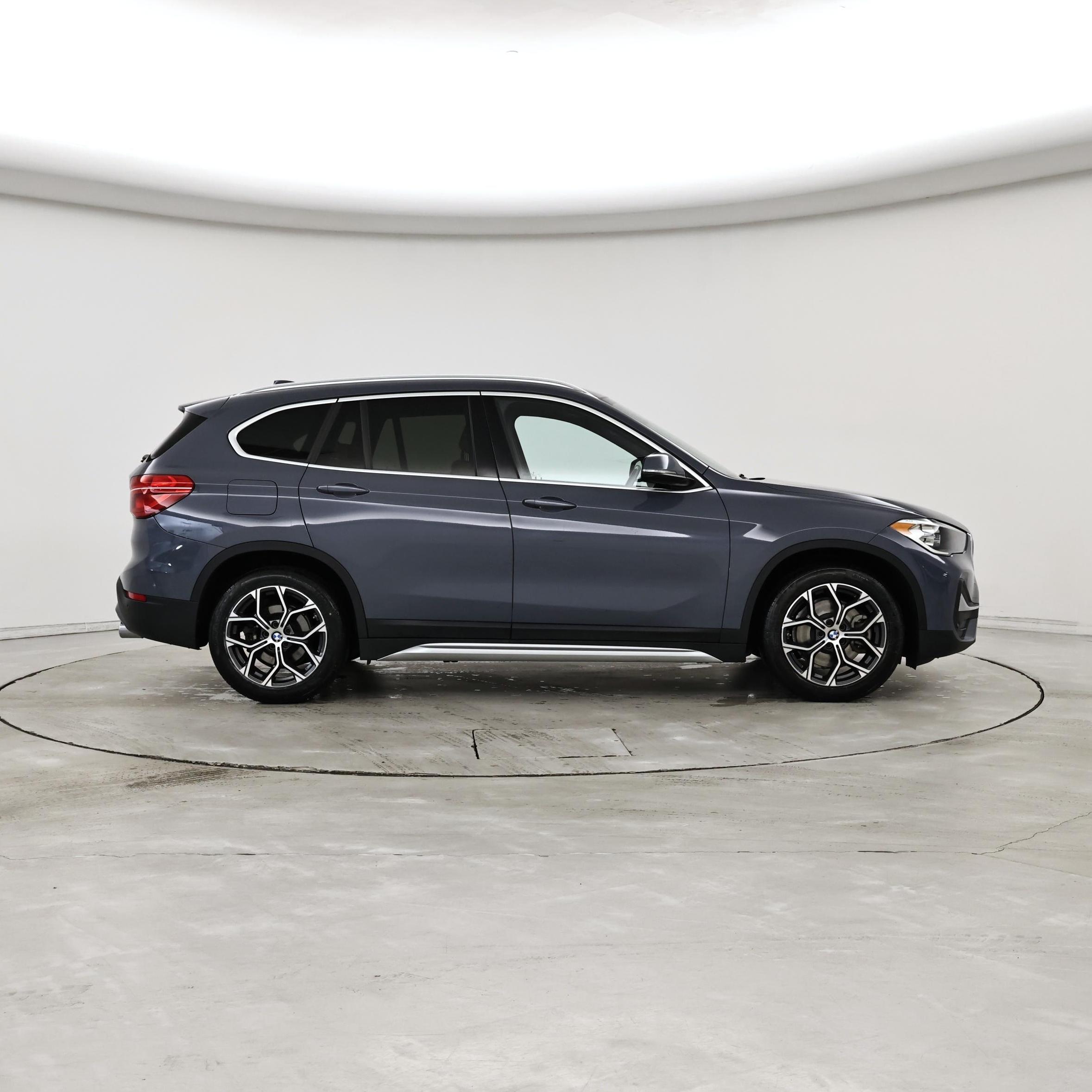 Thumbnail: 2021 BMW X1 - 7