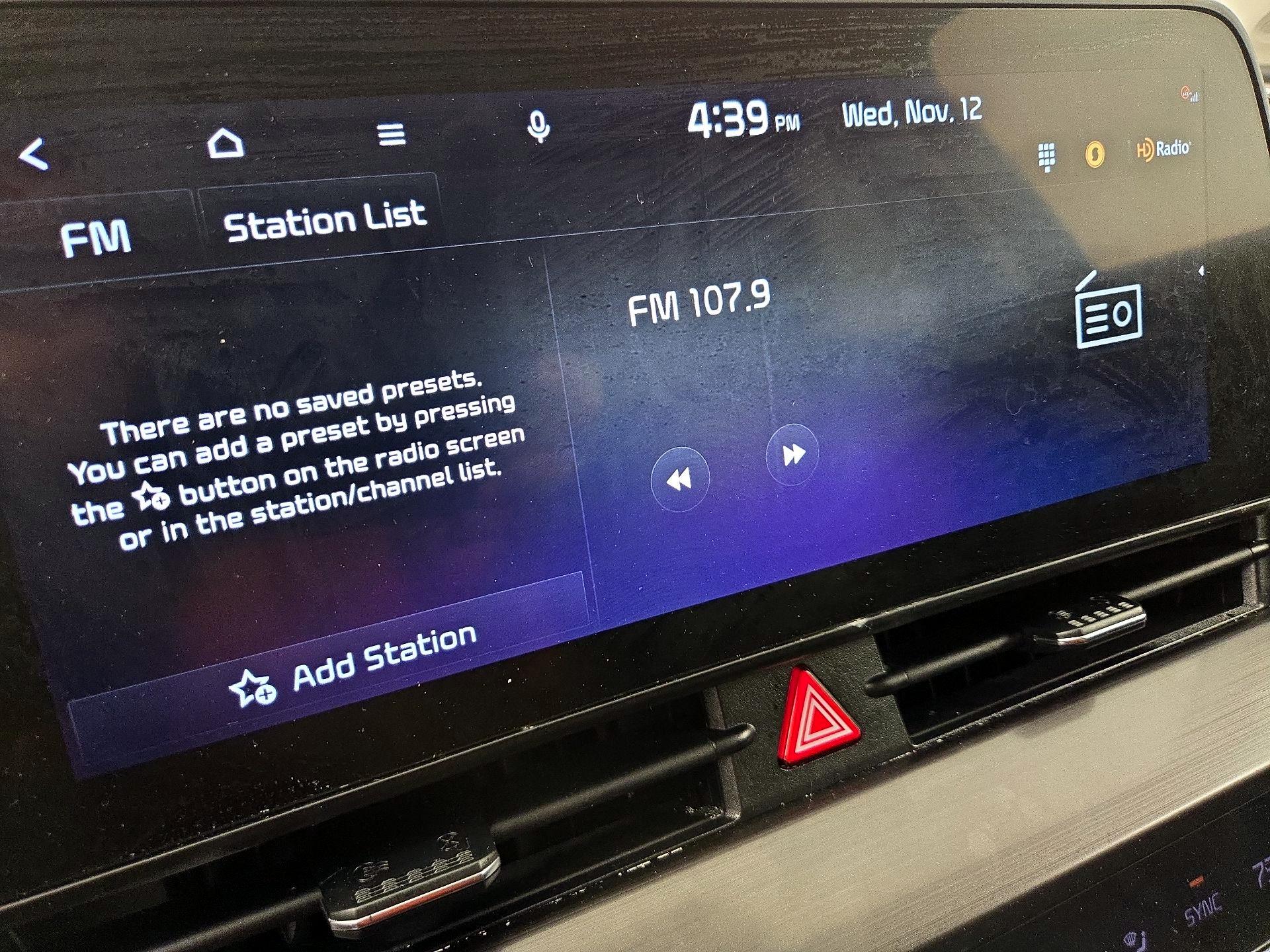 Thumbnail: 2023 Kia Sportage - 16