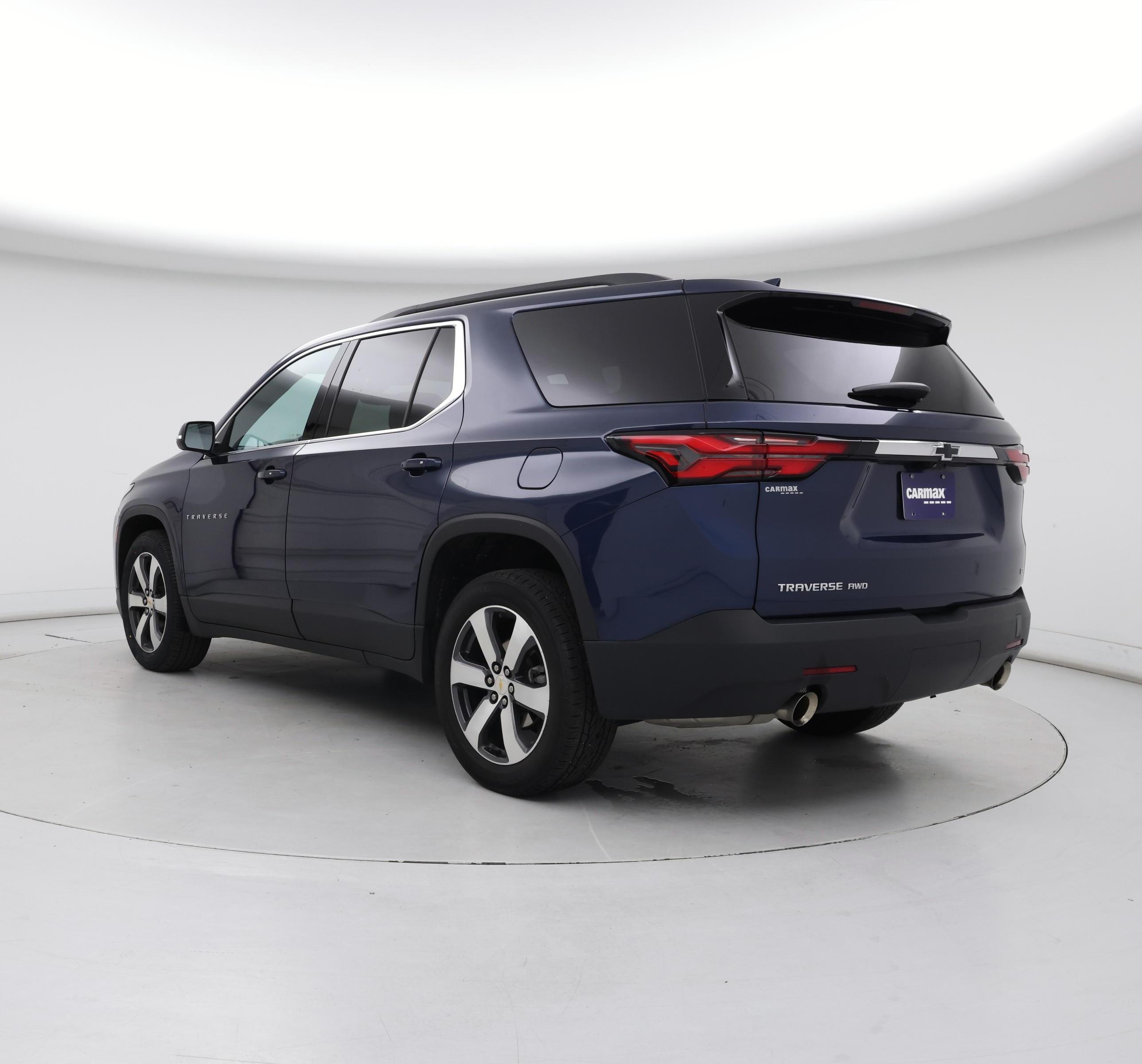 Thumbnail: 2023 Chevrolet Traverse - 2