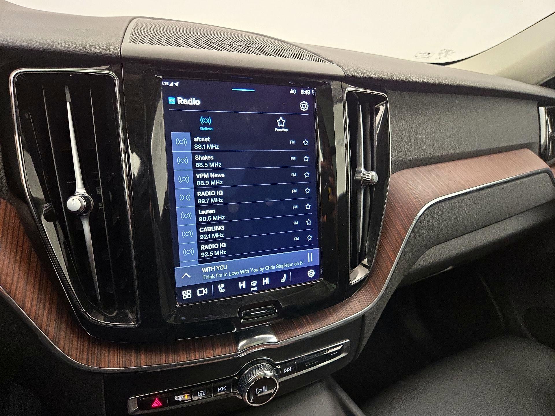 Thumbnail: 2023 Volvo XC60 - 16