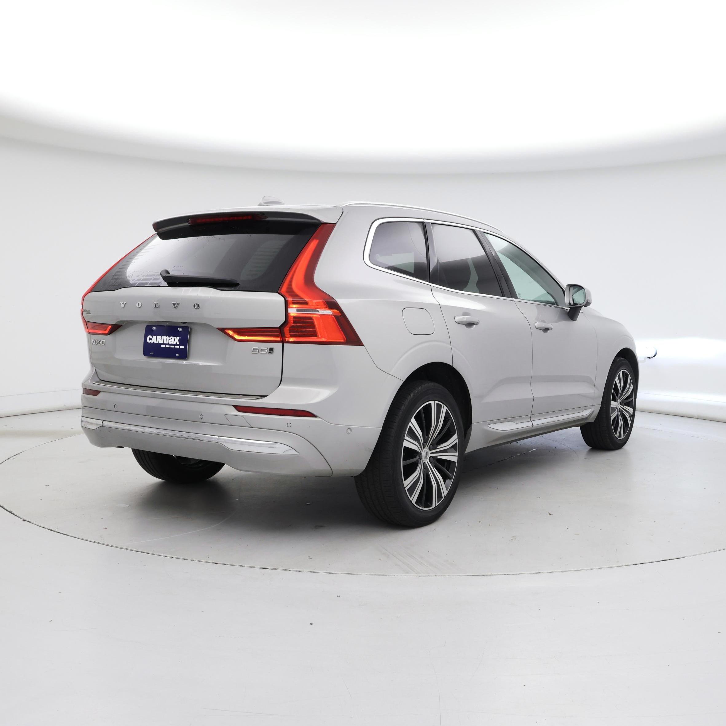Thumbnail: 2023 Volvo XC60 - 8