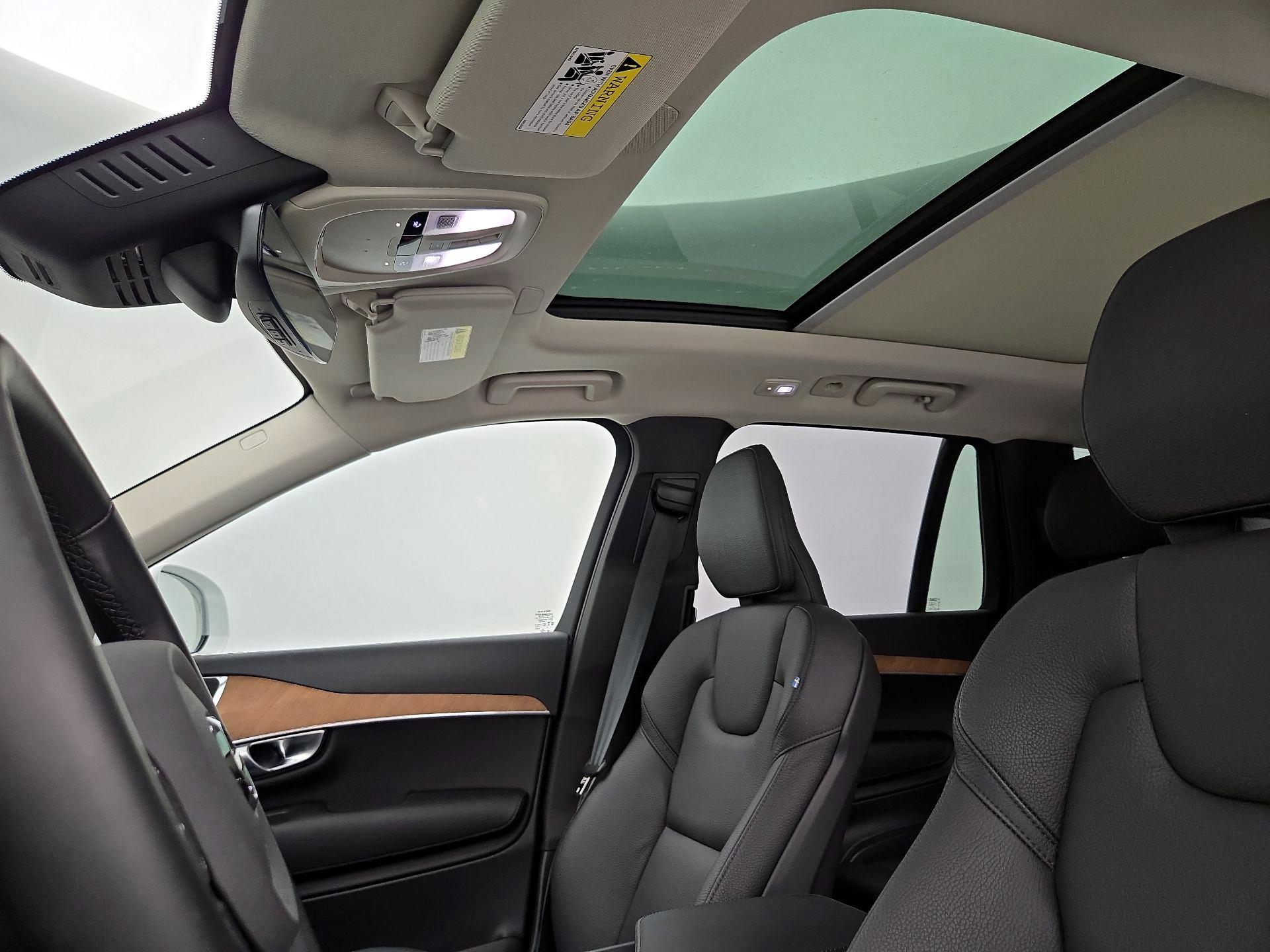 Thumbnail: 2024 Volvo XC90 - 18