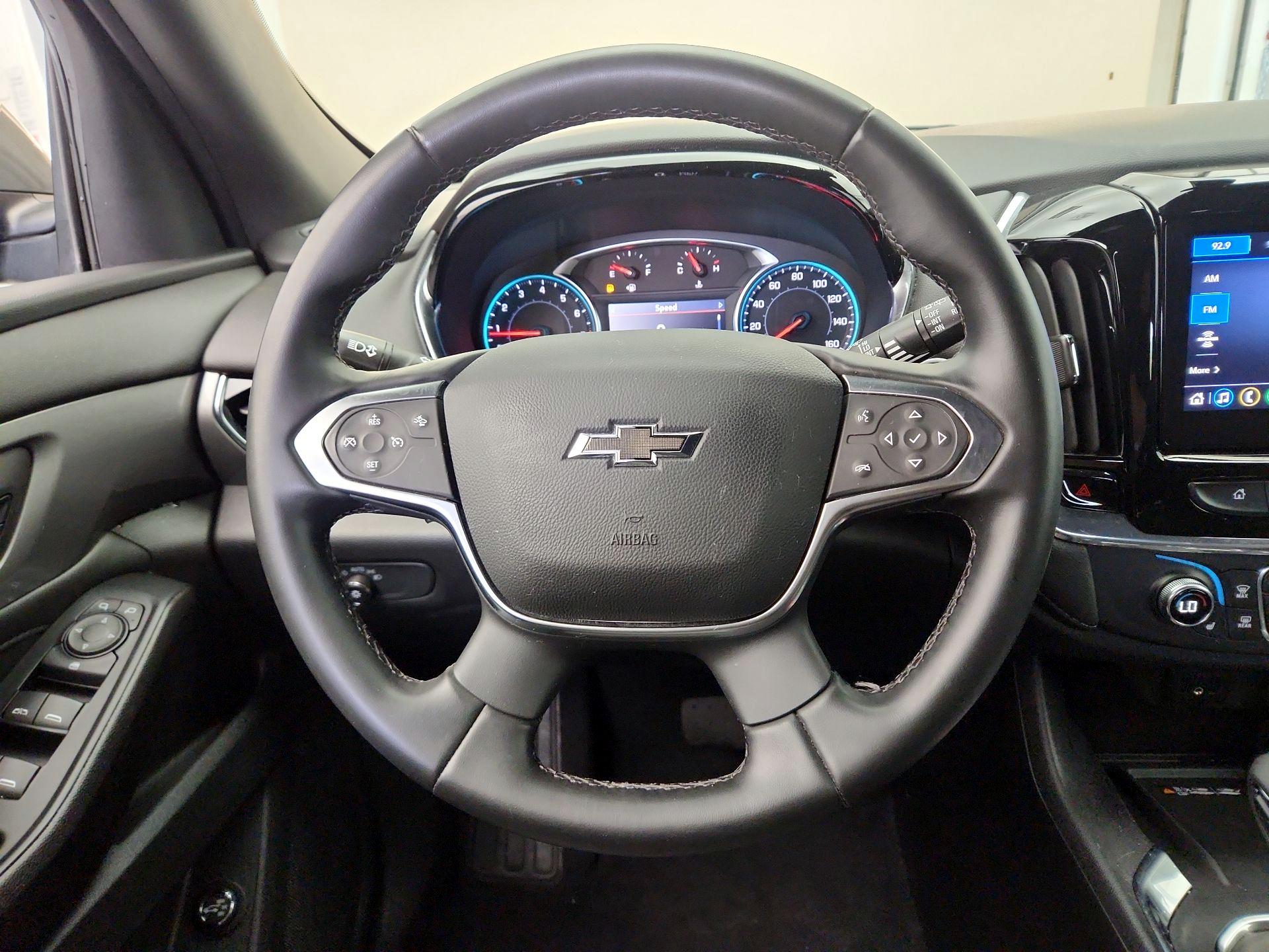 Thumbnail: 2023 Chevrolet Traverse - 10