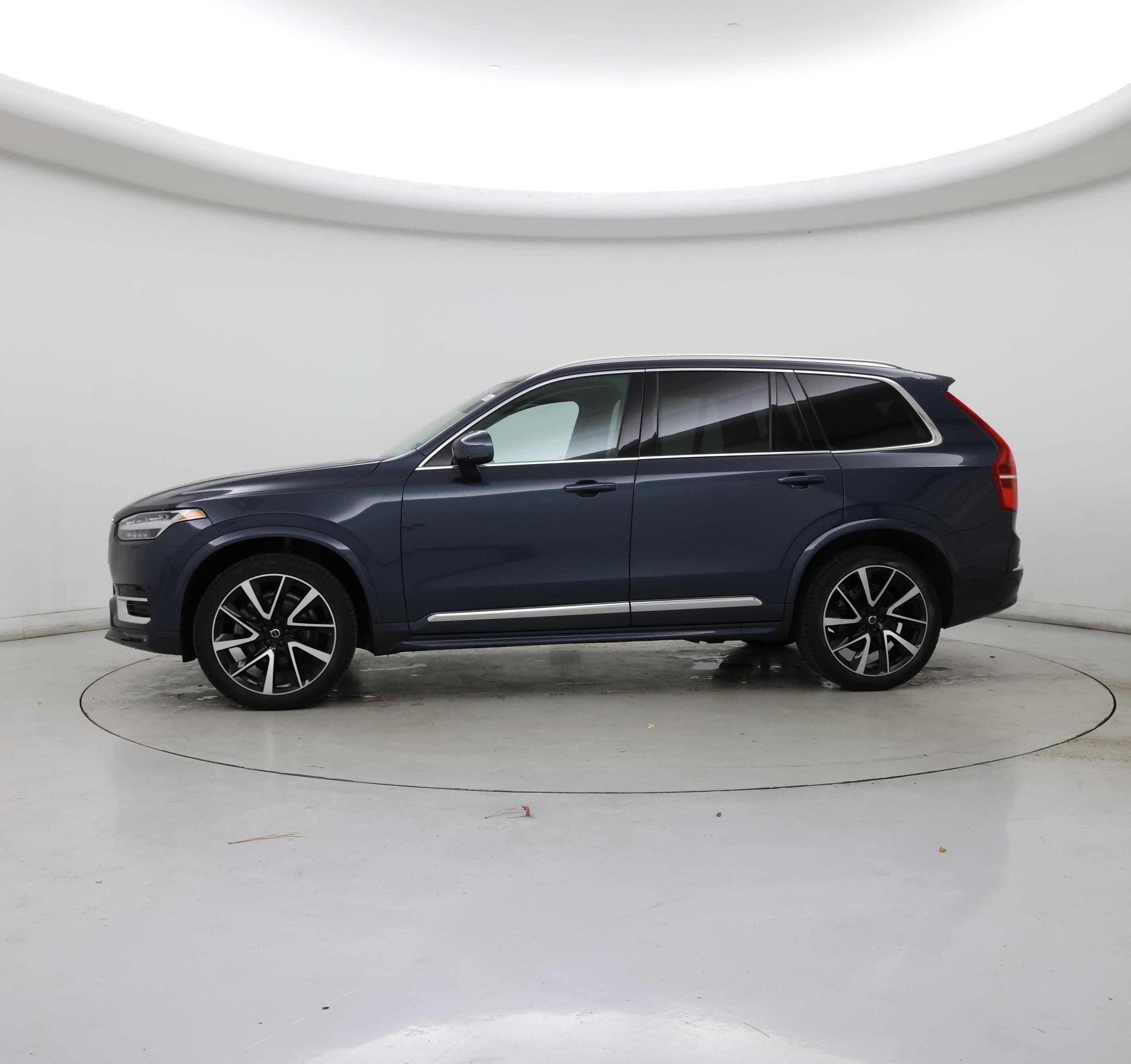 Thumbnail: 2023 Volvo XC90 - 3