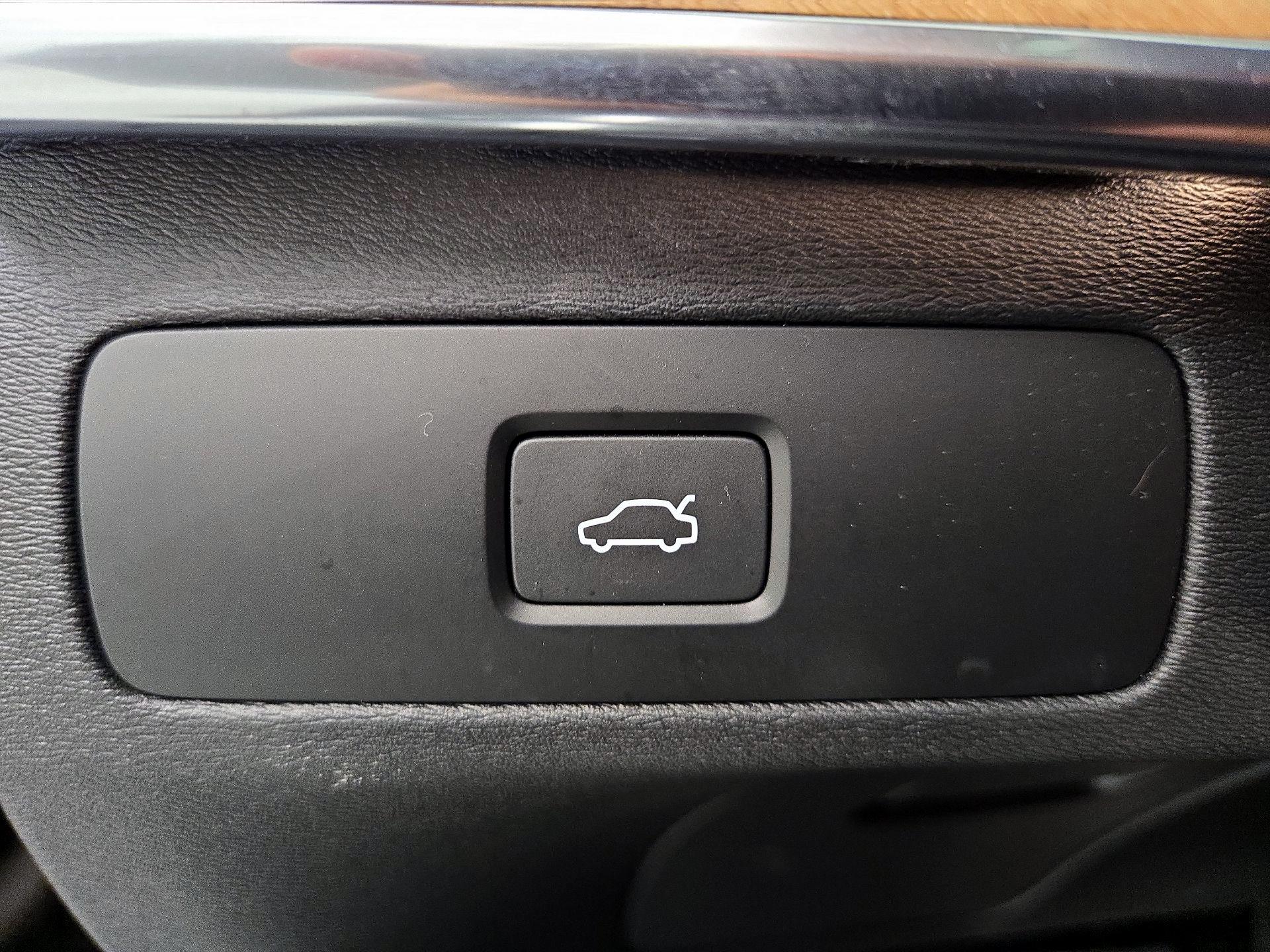 Thumbnail: 2023 Volvo XC90 - 13