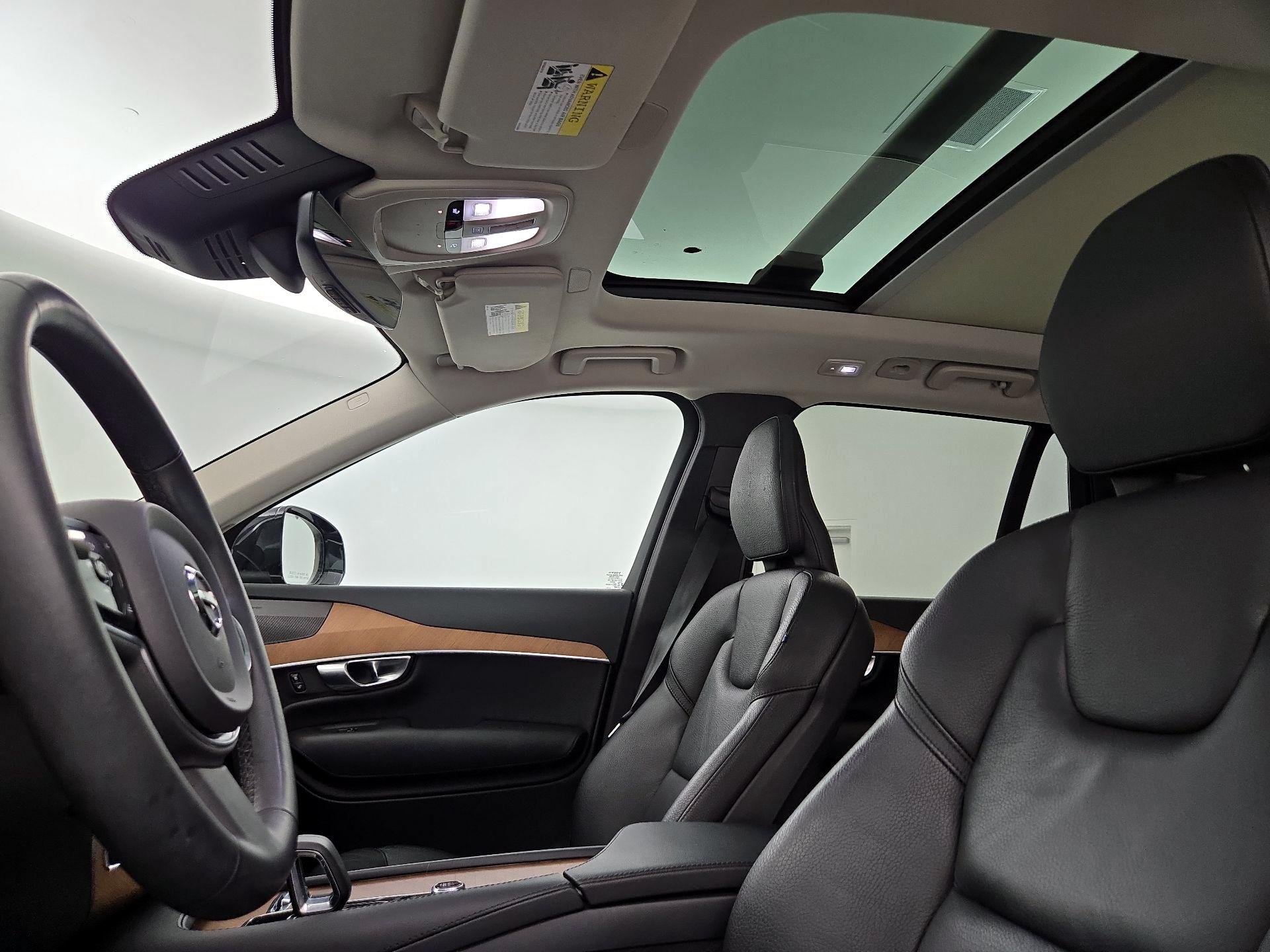 Thumbnail: 2023 Volvo XC90 - 20