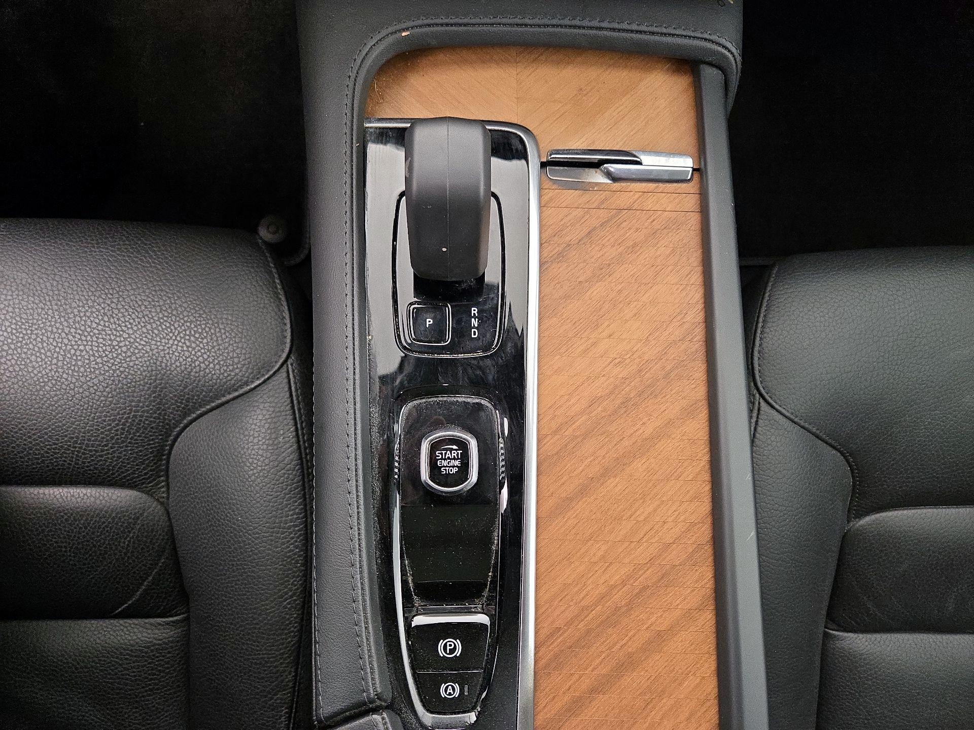 Thumbnail: 2024 Volvo XC90 - 17