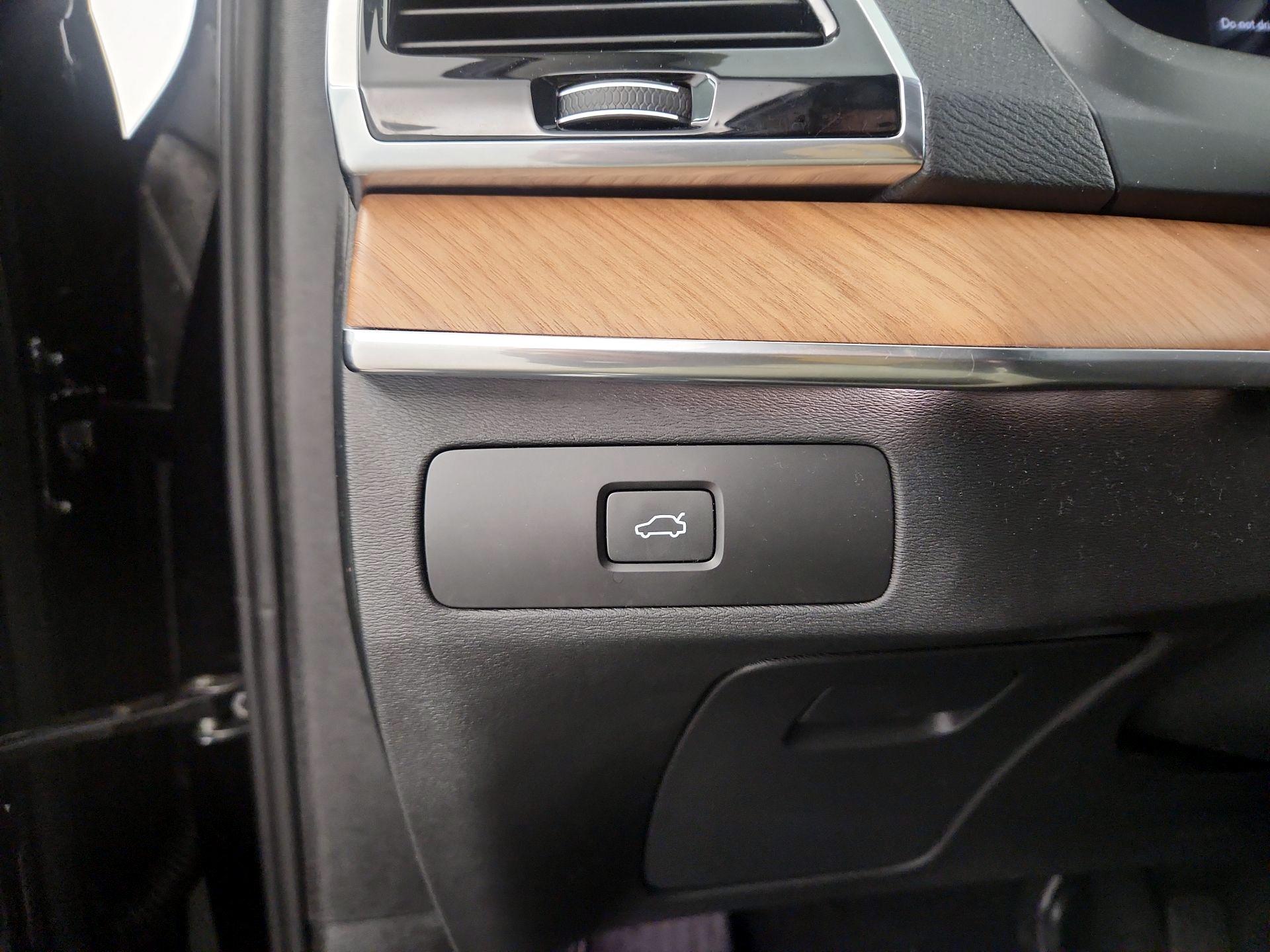 Thumbnail: 2024 Volvo XC90 - 13