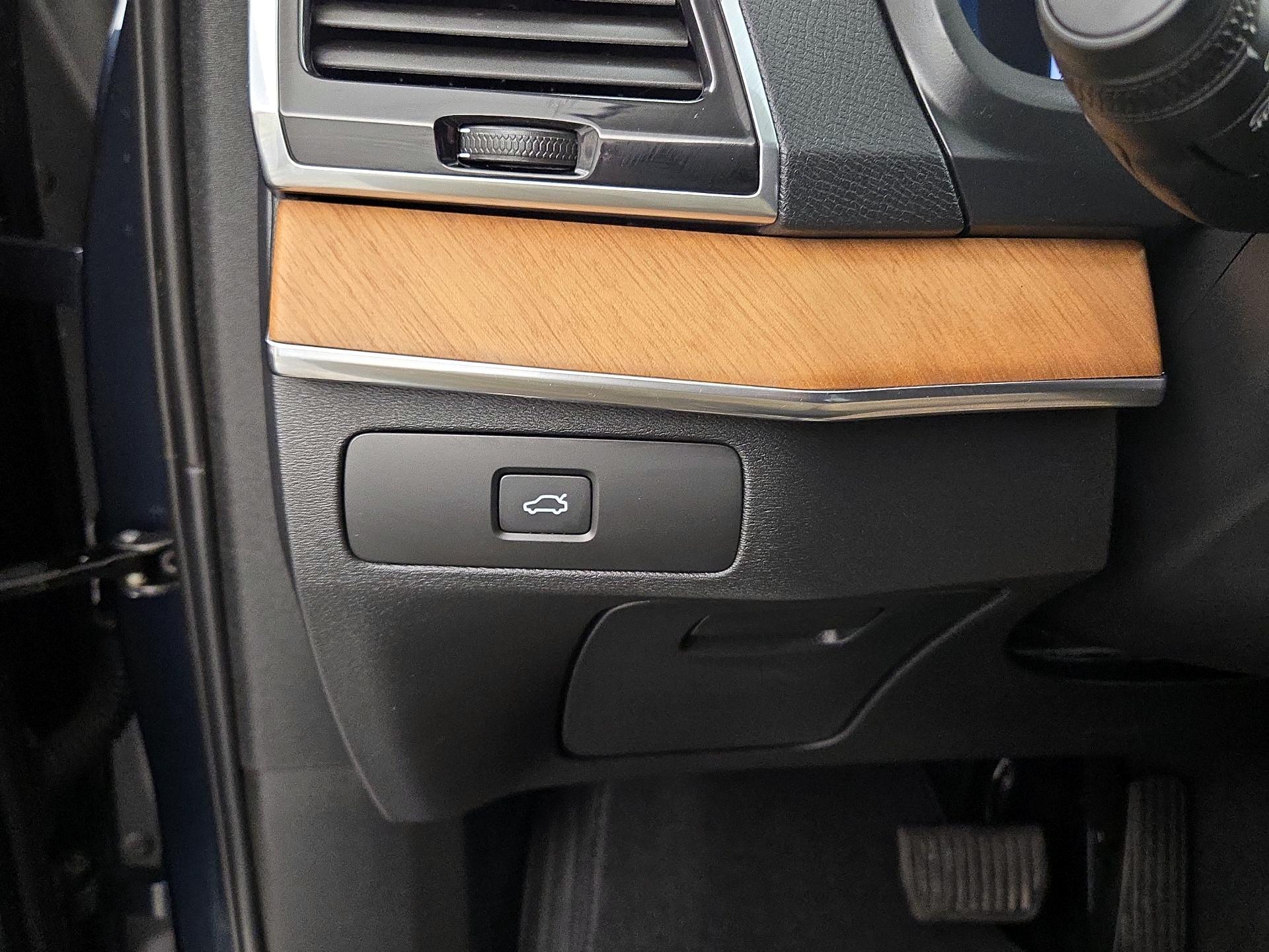 Thumbnail: 2024 Volvo XC90 - 13