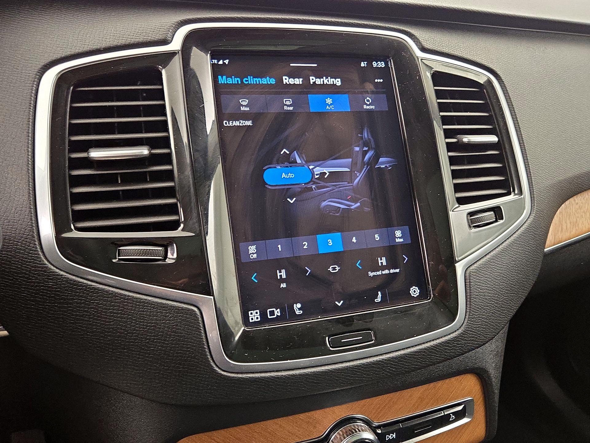 Thumbnail: 2024 Volvo XC90 - 17