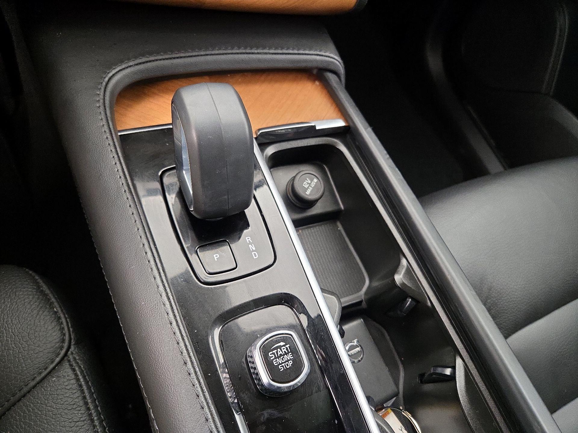 Thumbnail: 2024 Volvo XC90 - 18