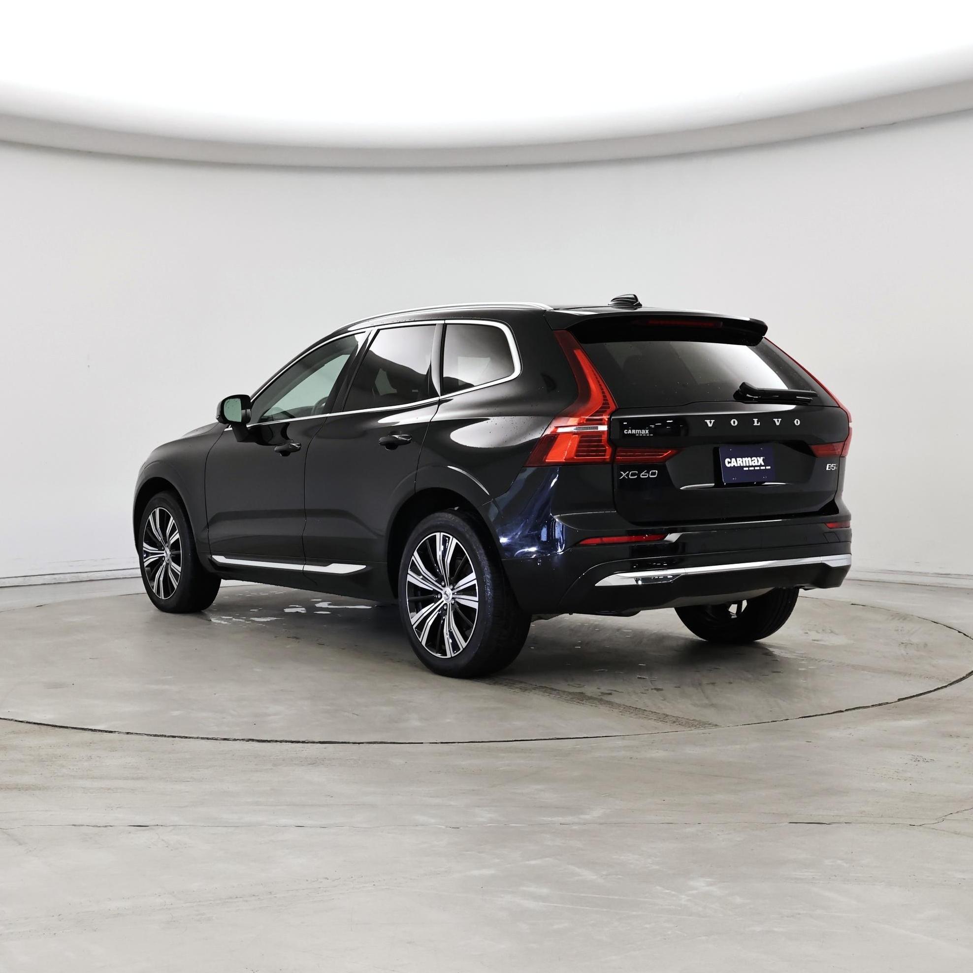 Thumbnail: 2023 Volvo XC60 - 2