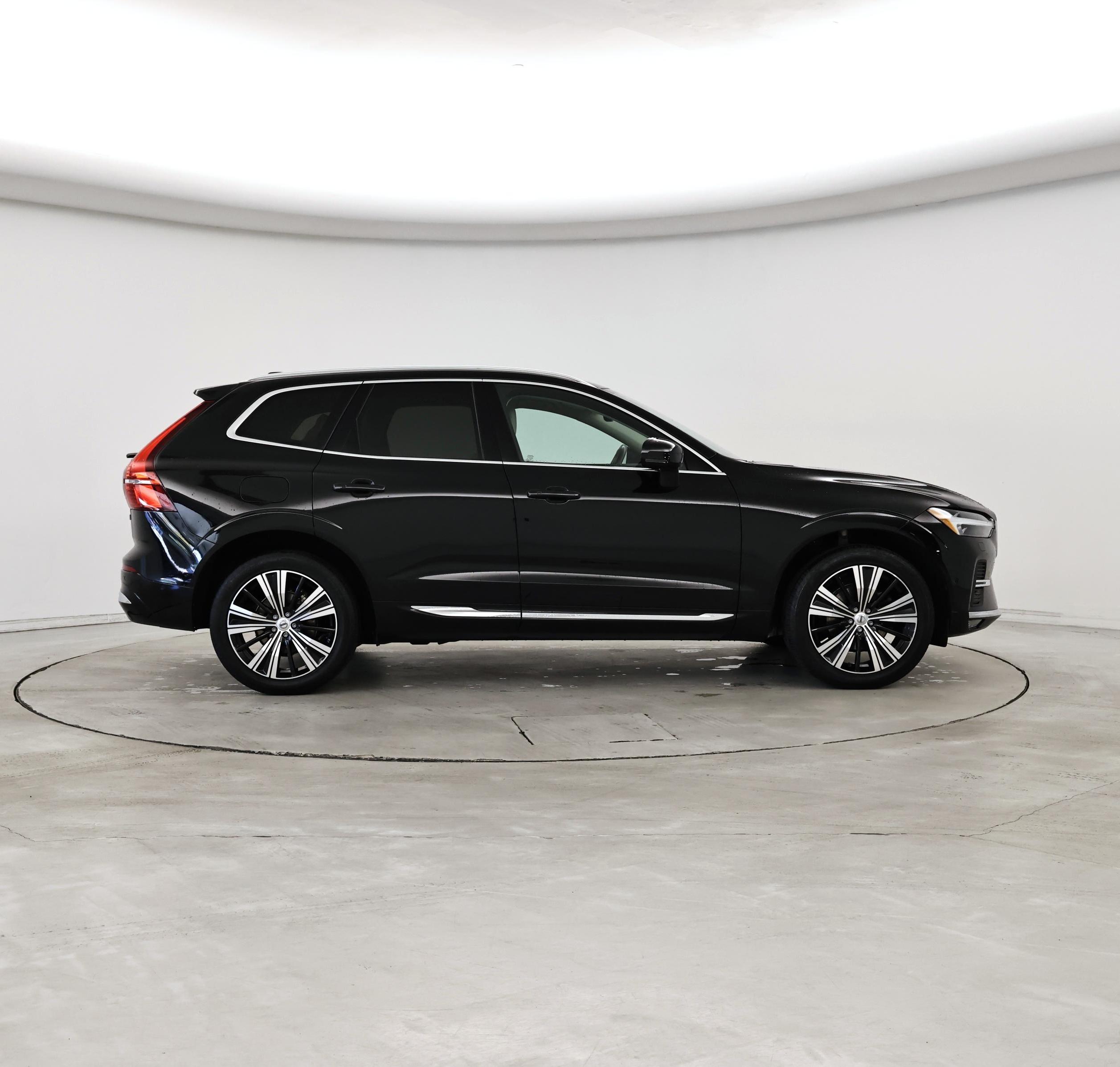Thumbnail: 2023 Volvo XC60 - 7