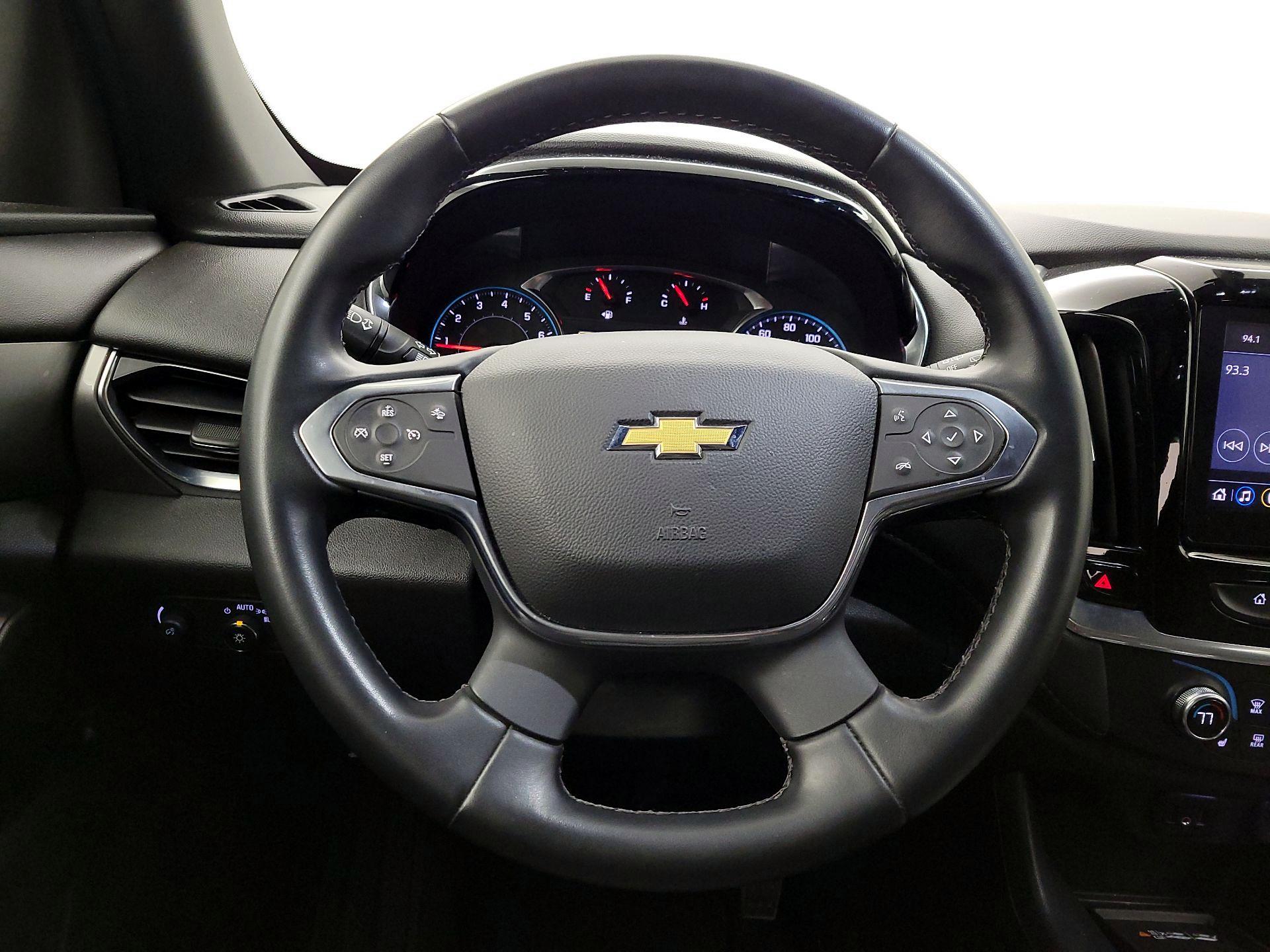 Thumbnail: 2023 Chevrolet Traverse - 10