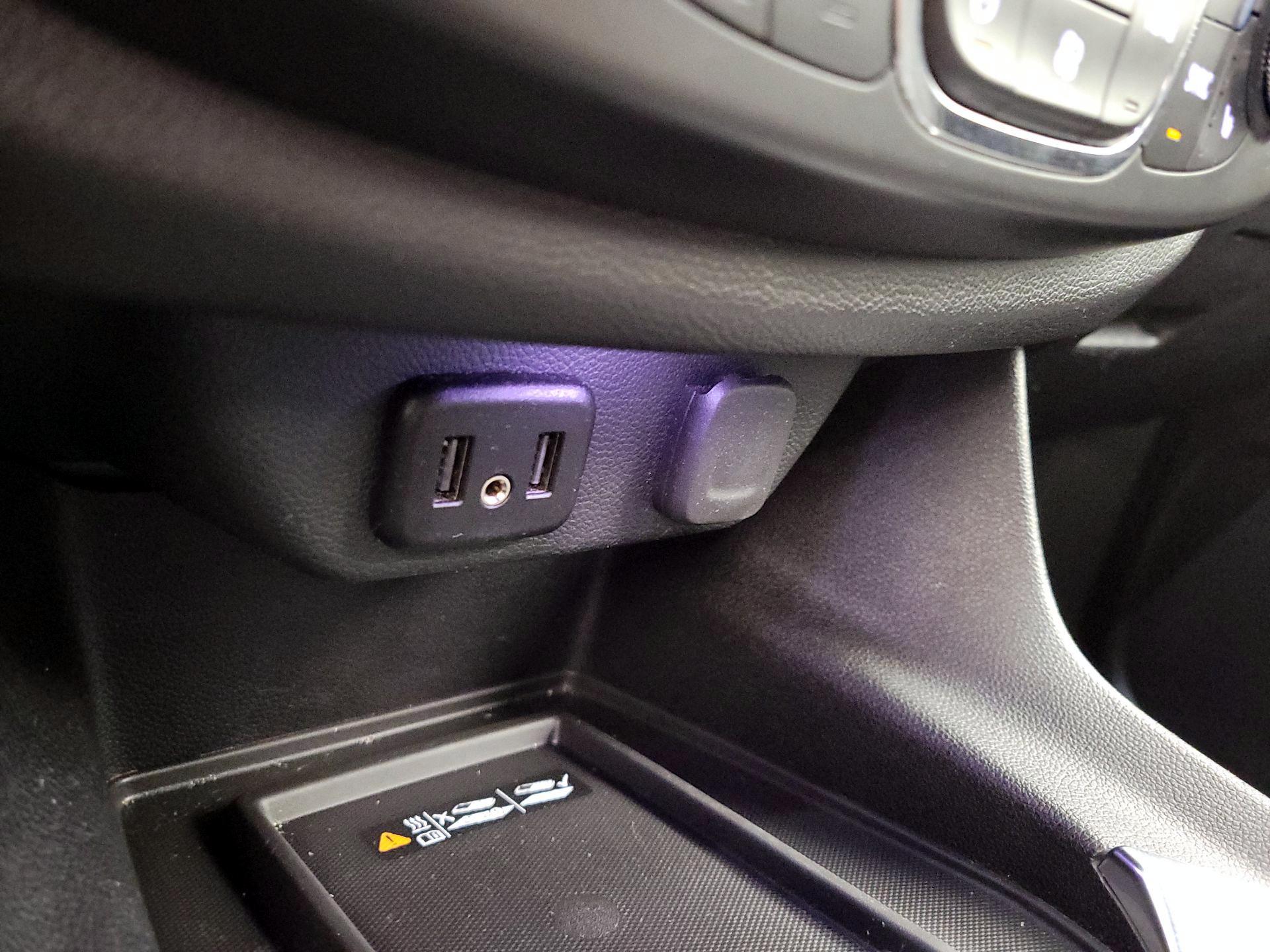 Thumbnail: 2023 Chevrolet Traverse - 18