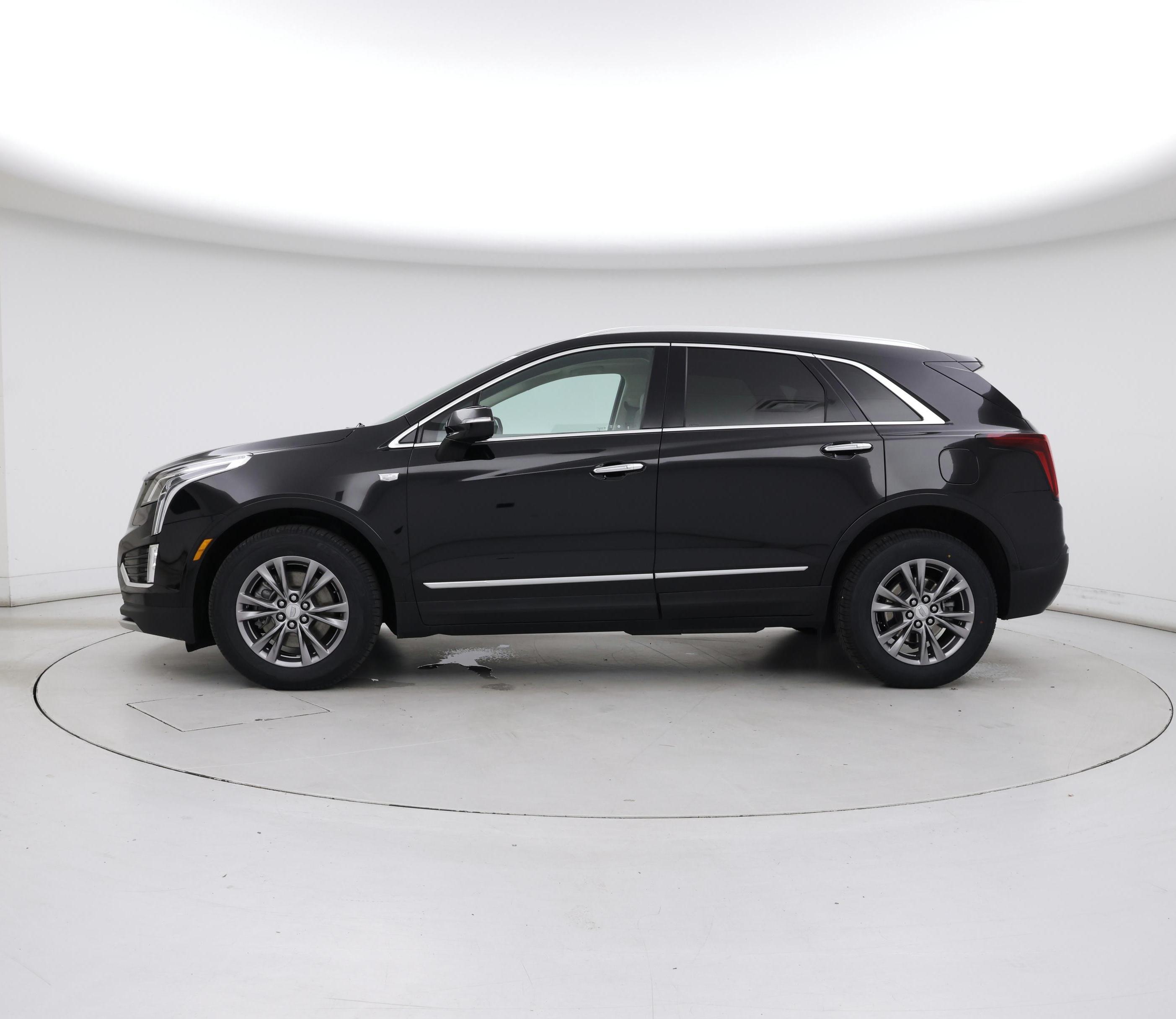 Thumbnail: 2022 Cadillac XT5 - 3