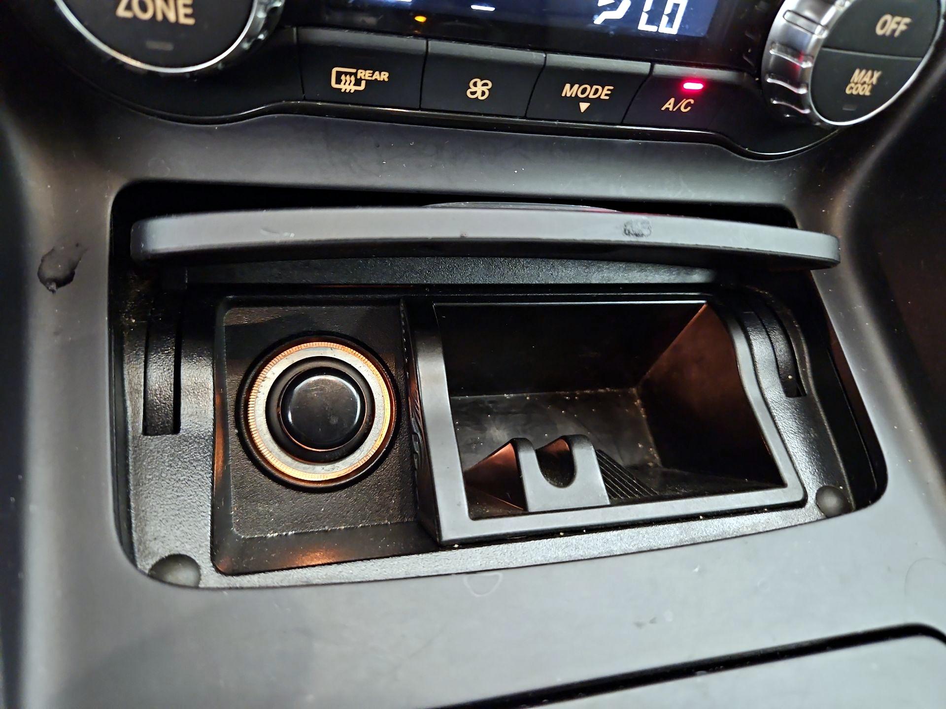 Thumbnail: 2015 Mercedes-Benz GLA - 18