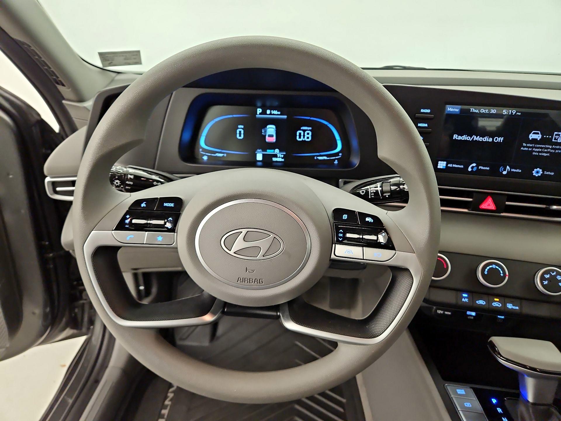 Thumbnail: 2025 Hyundai Elantra - 10