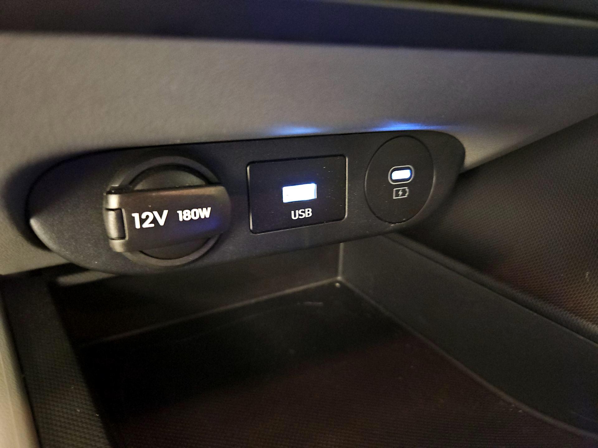 Thumbnail: 2025 Hyundai Elantra - 18