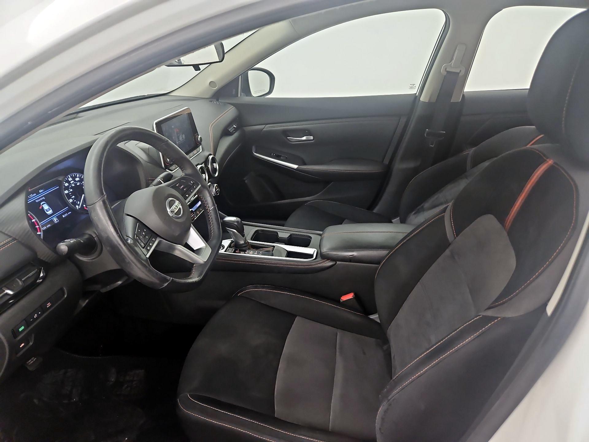 Thumbnail: 2020 Nissan Sentra - 11