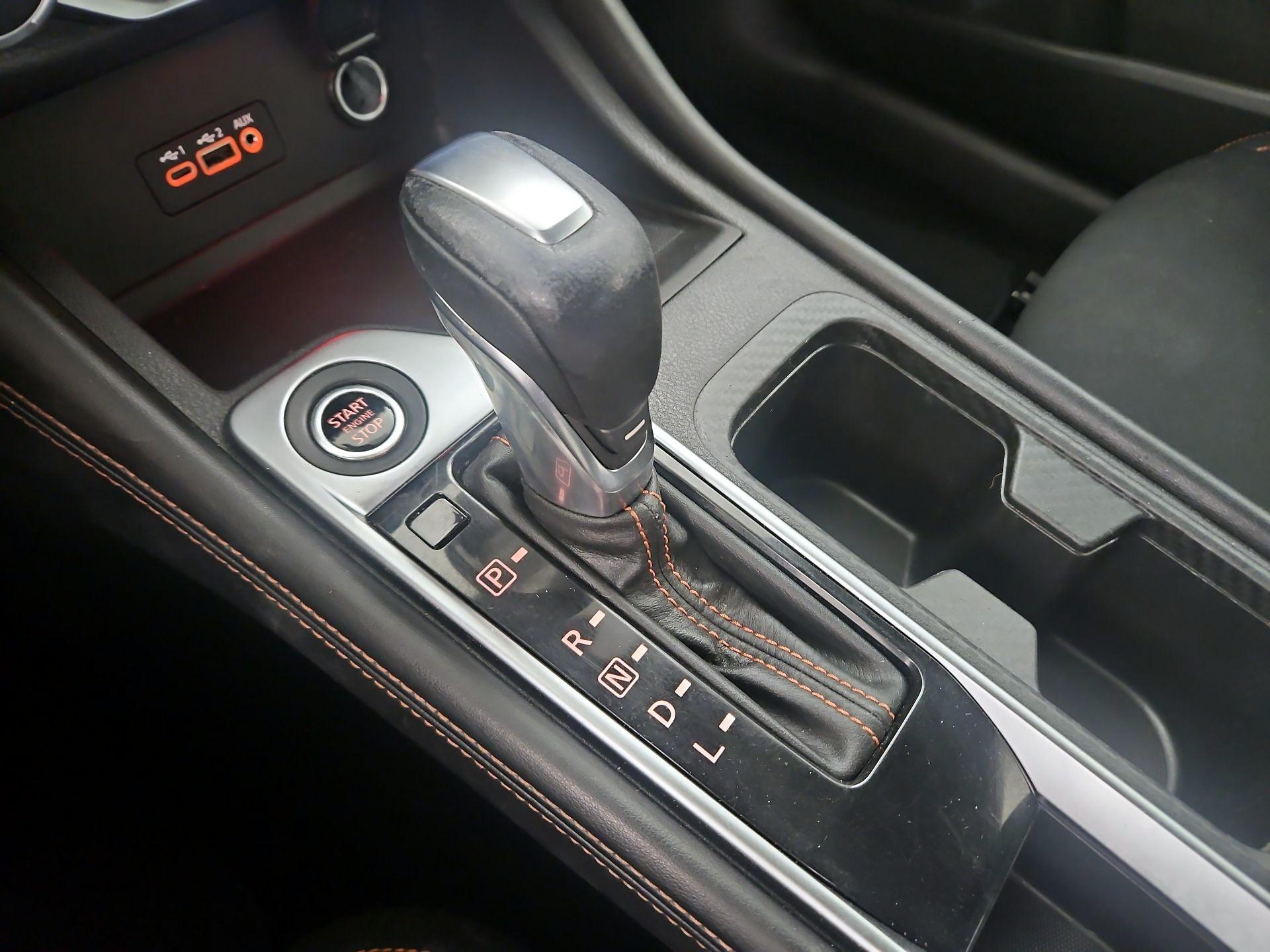 Thumbnail: 2020 Nissan Sentra - 17