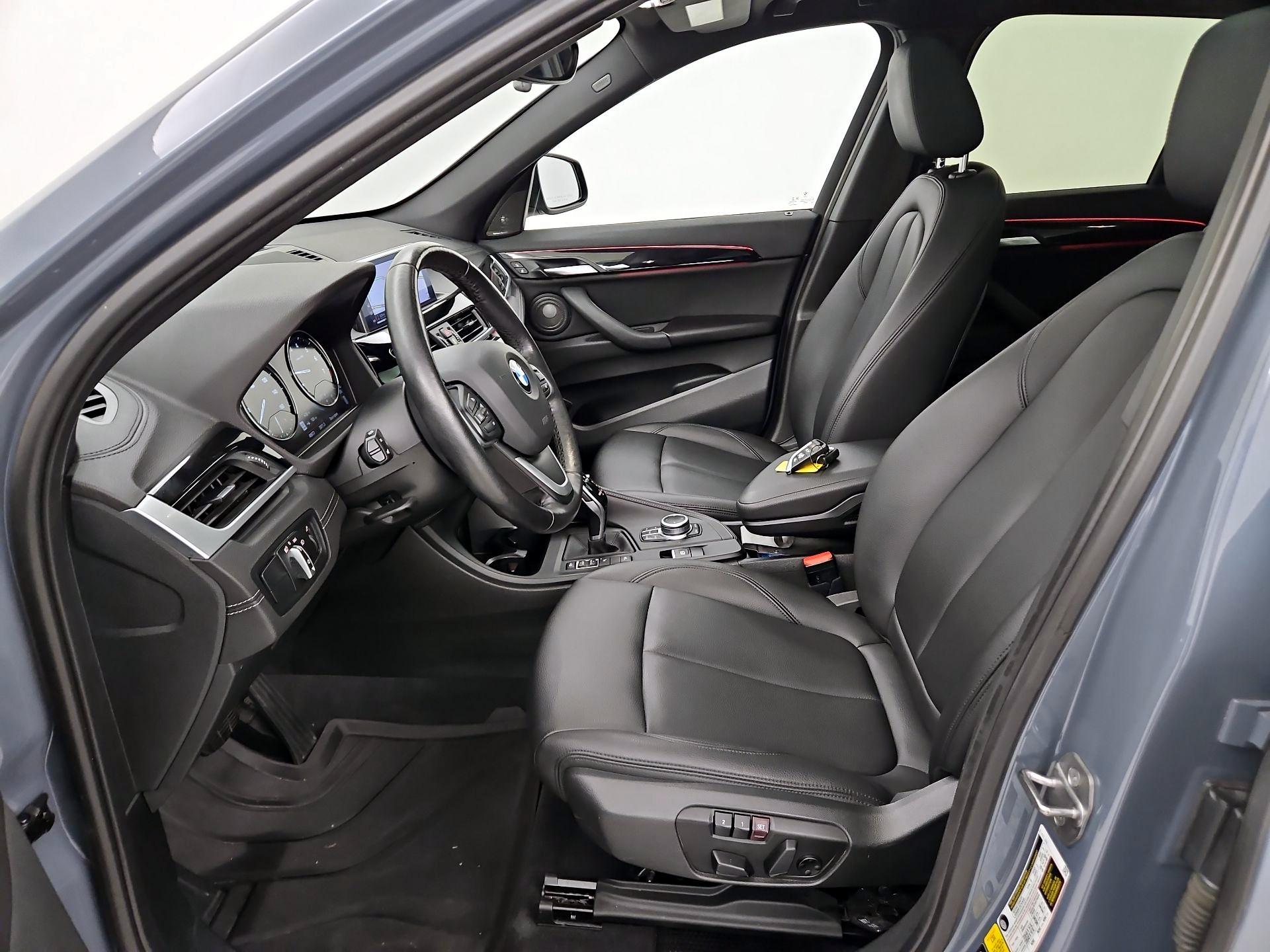 Thumbnail: 2022 BMW X1 - 11