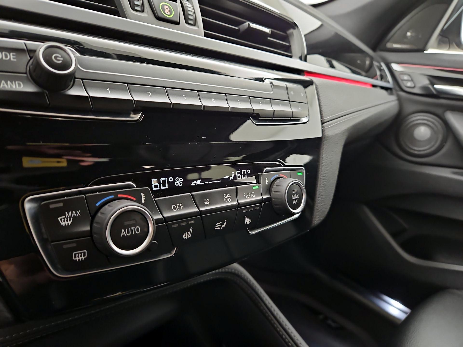 Thumbnail: 2022 BMW X1 - 17