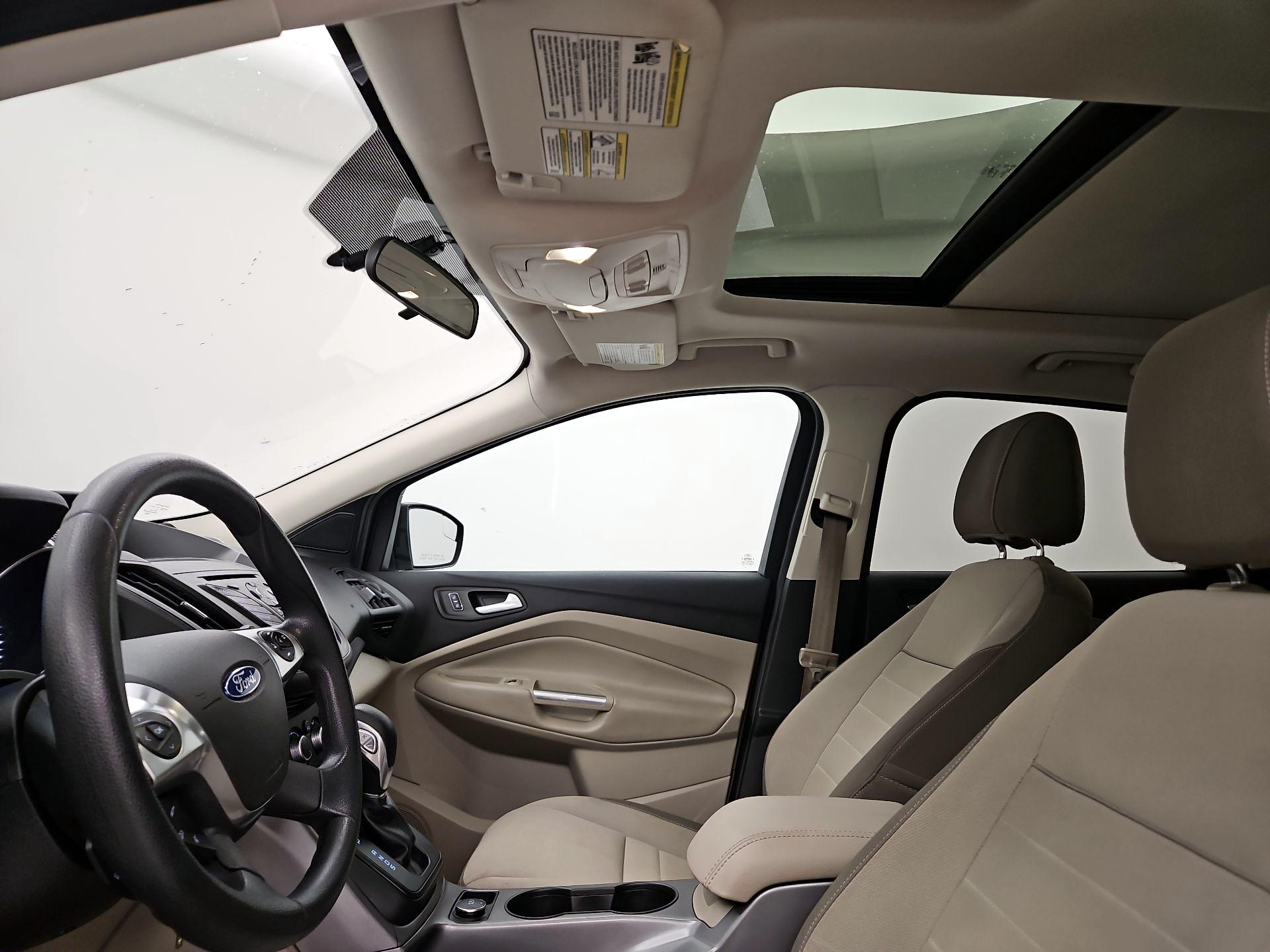 Thumbnail: 2015 Ford Escape - 18