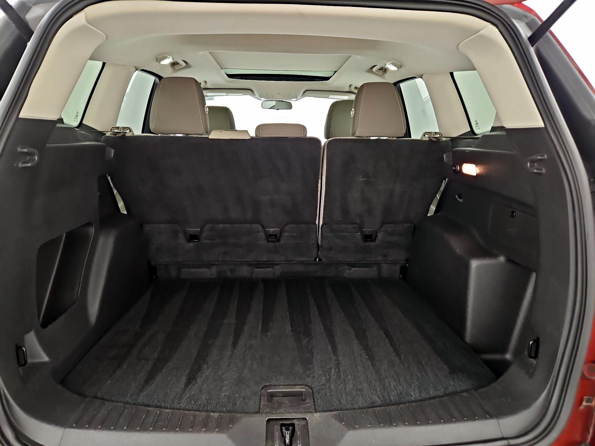 Thumbnail: 2015 Ford Escape - 20